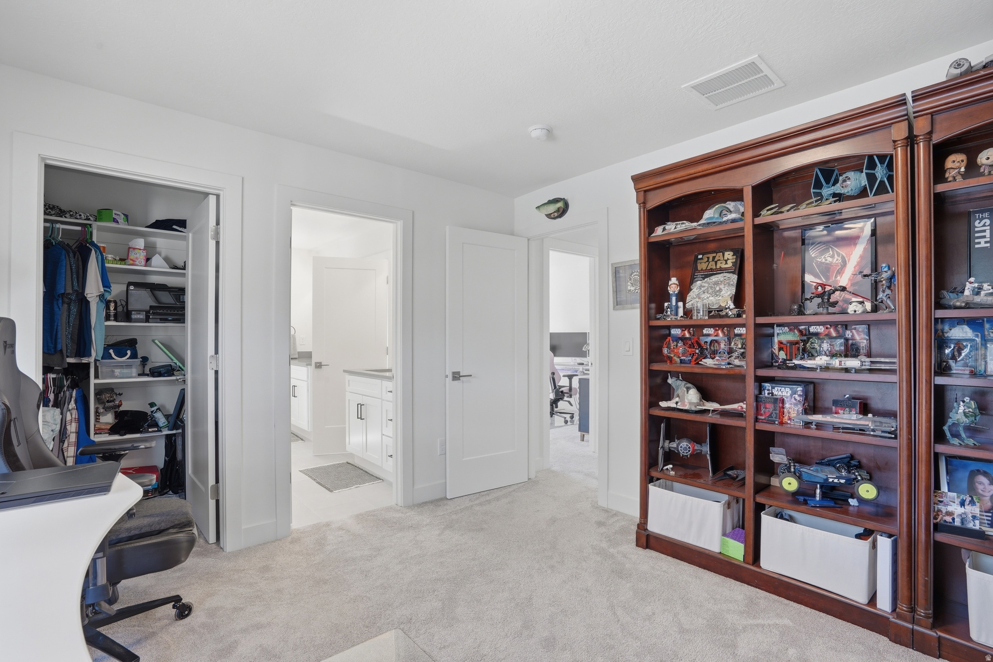 HOLLADAY COURT - Residential