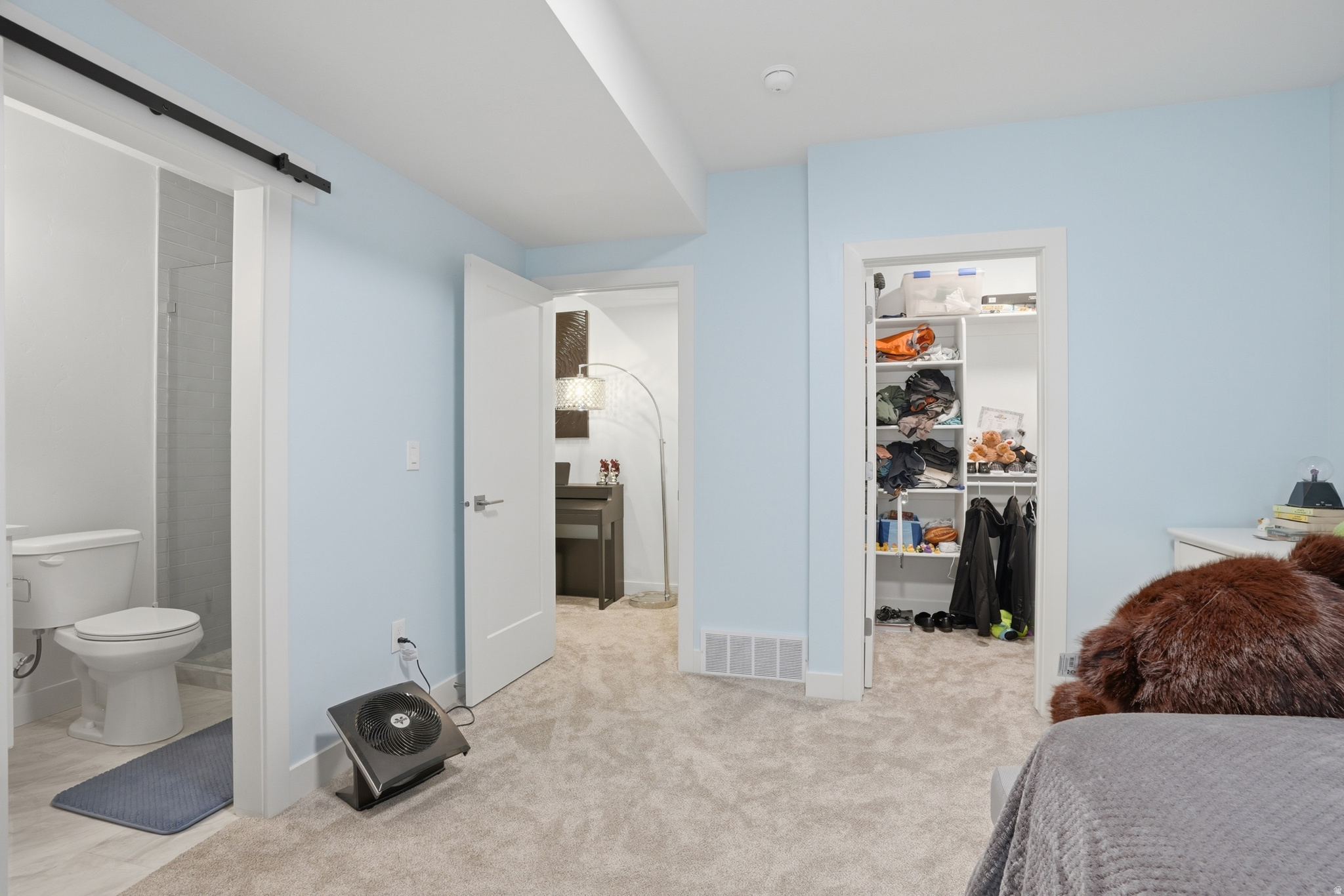 HOLLADAY COURT - Residential
