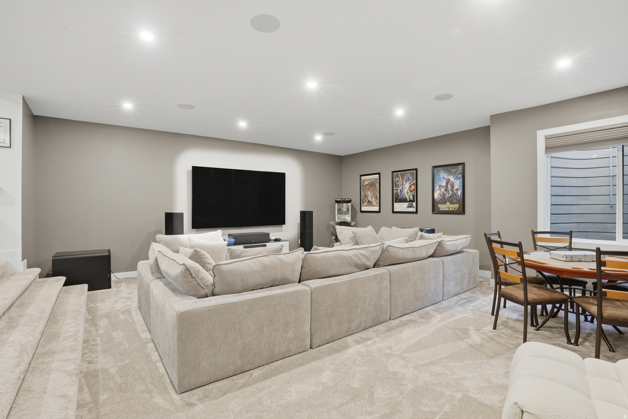 HOLLADAY COURT - Residential