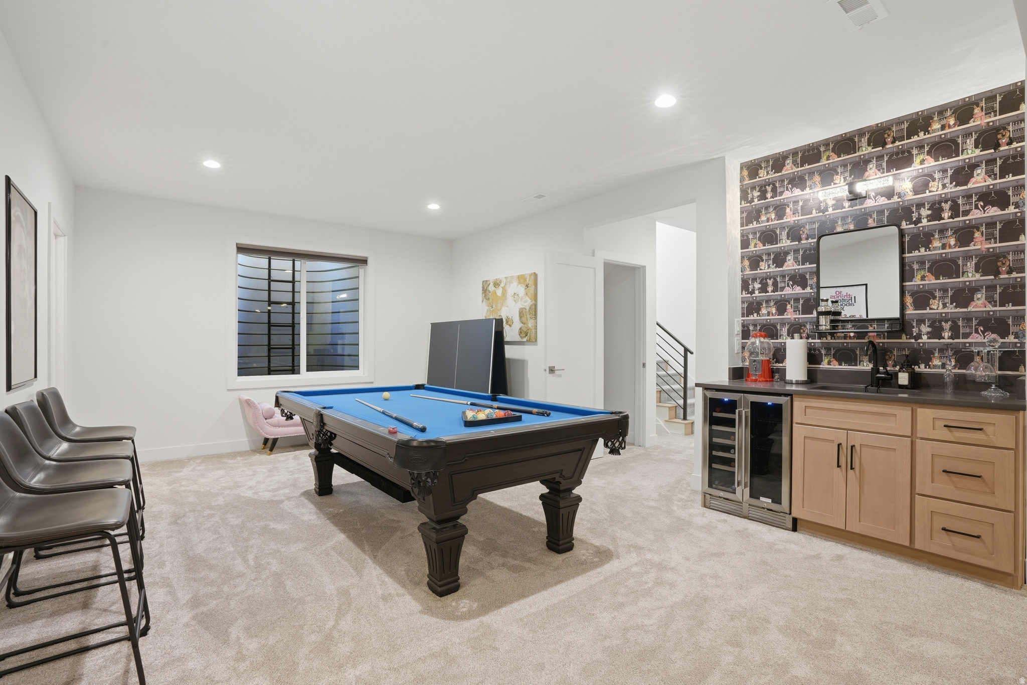HOLLADAY COURT - Residential