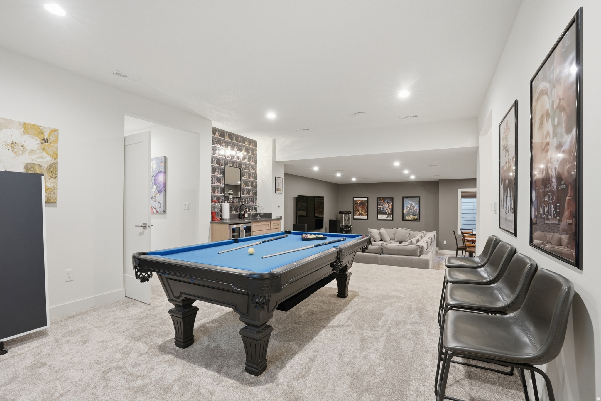 HOLLADAY COURT - Residential