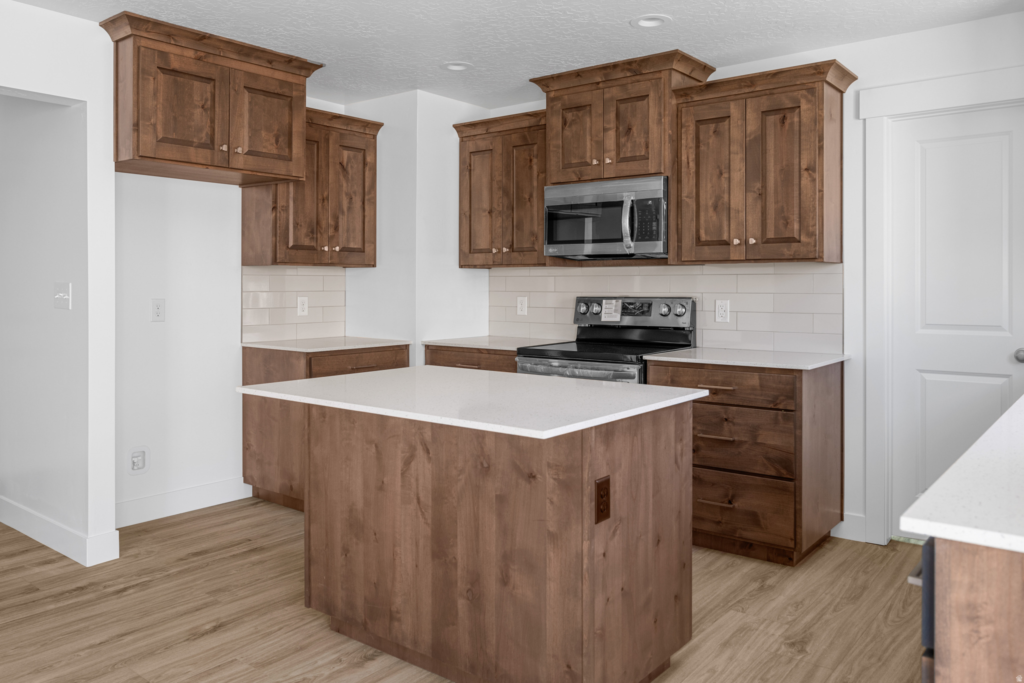 SUMMIT RIDGE THE HILLS - Residential