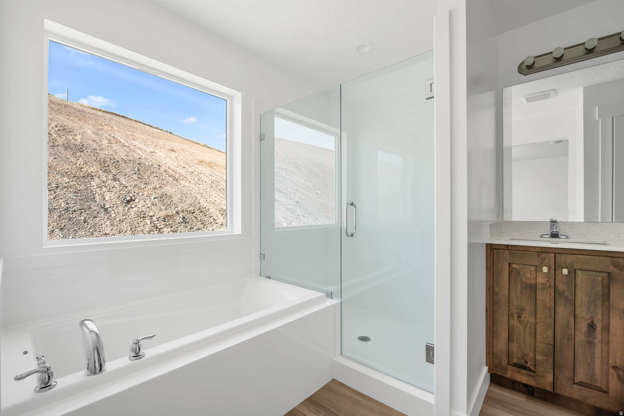 SUMMIT RIDGE THE HILLS - Residential