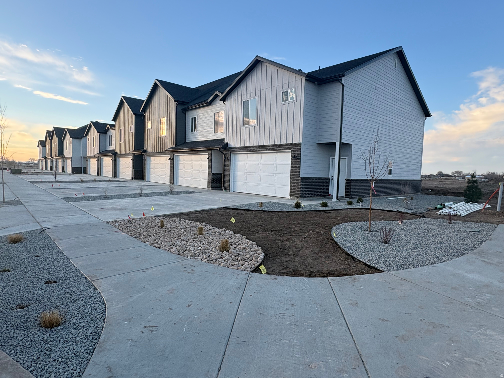 SALT GRASS - Residential