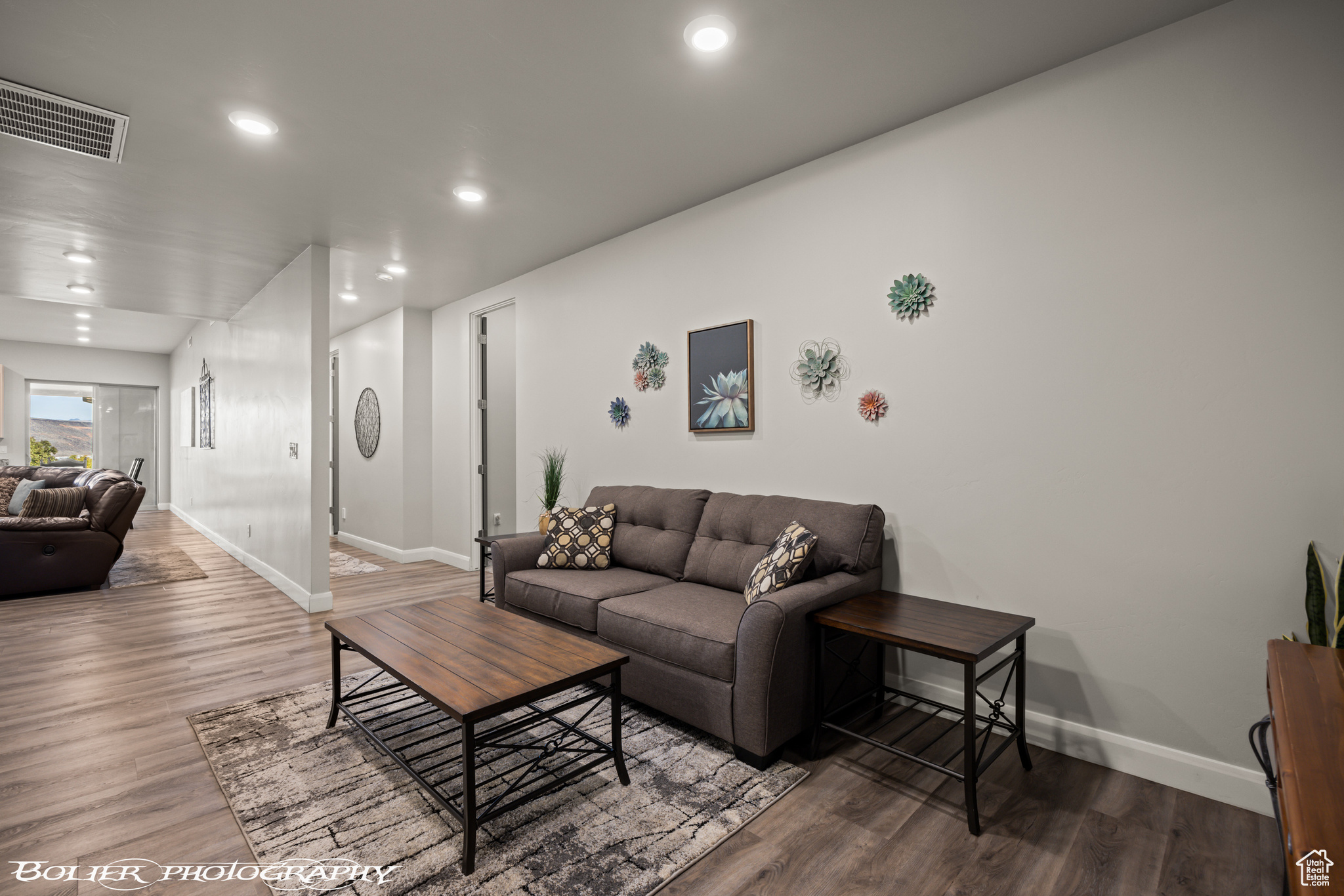 SOUTHGATE VIEWS - Residential