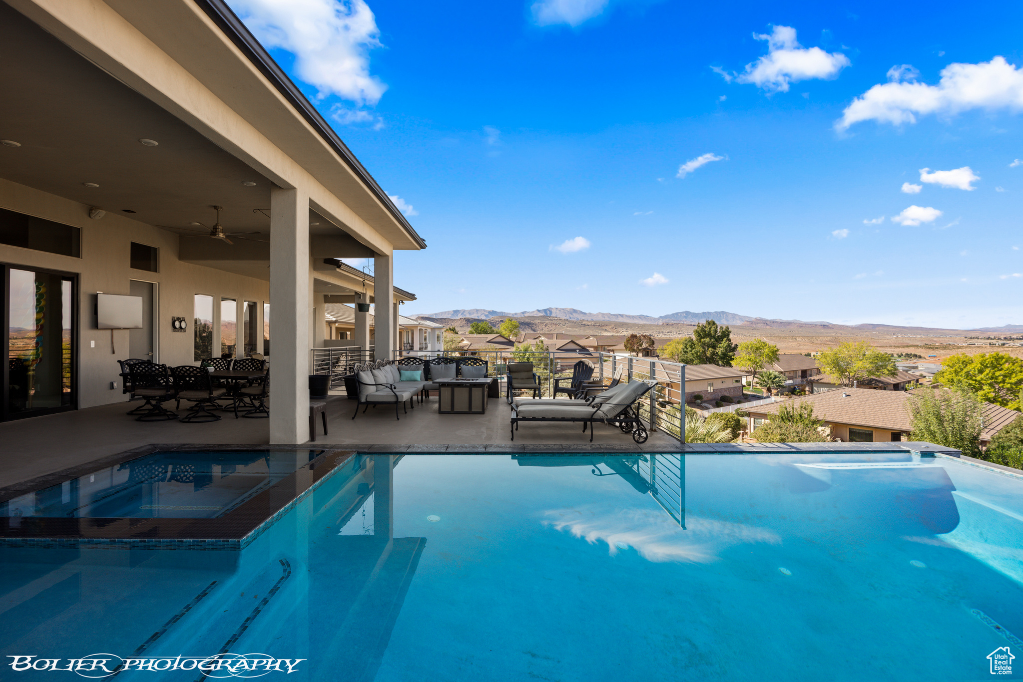 SOUTHGATE VIEWS - Residential