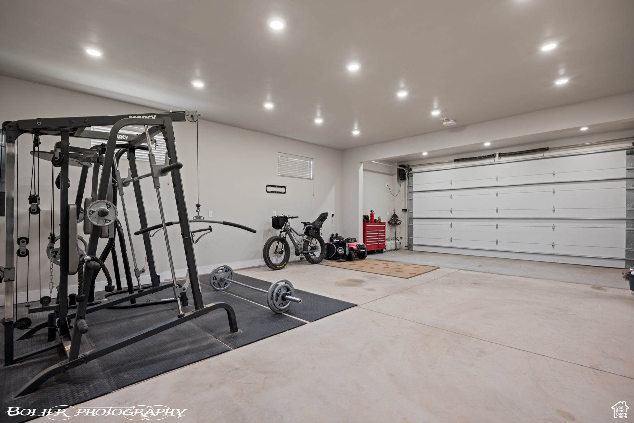 SOUTHGATE VIEWS - Residential