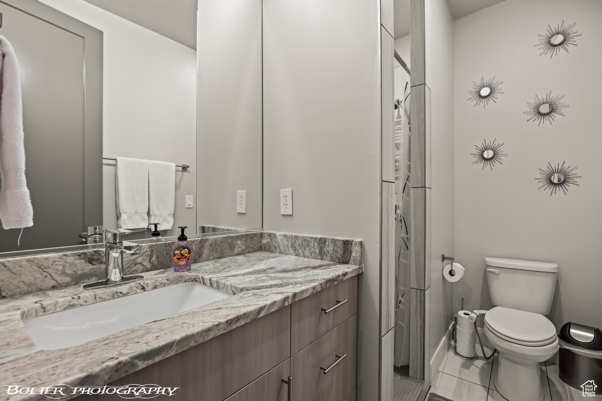SOUTHGATE VIEWS - Residential