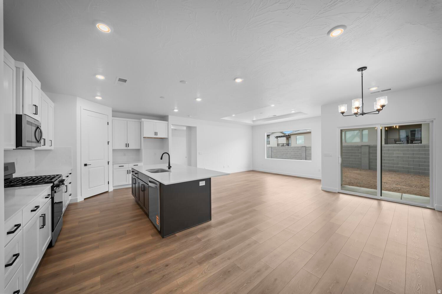LONG VALLEY - Residential