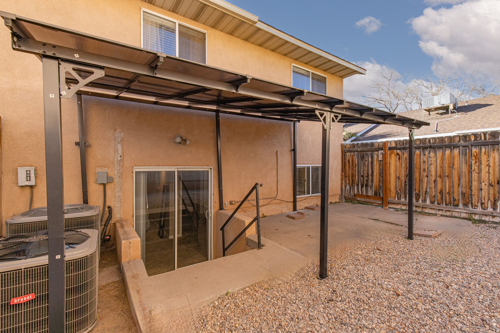FLEETWOOD SQUARE CONDO B - Residential