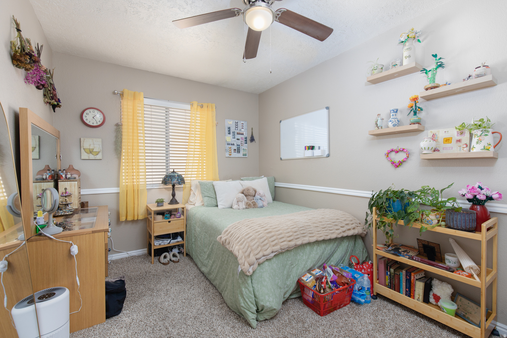 FLEETWOOD SQUARE CONDO B - Residential