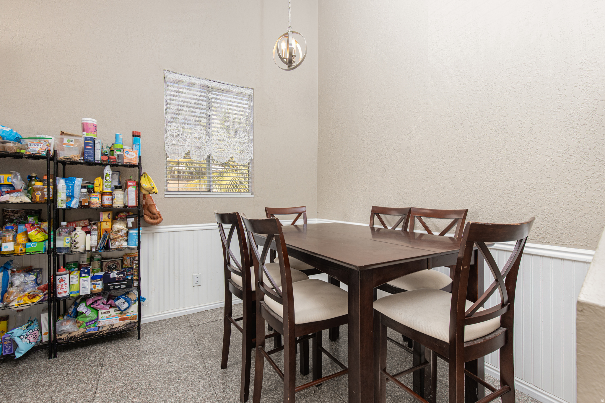 FLEETWOOD SQUARE CONDO B - Residential