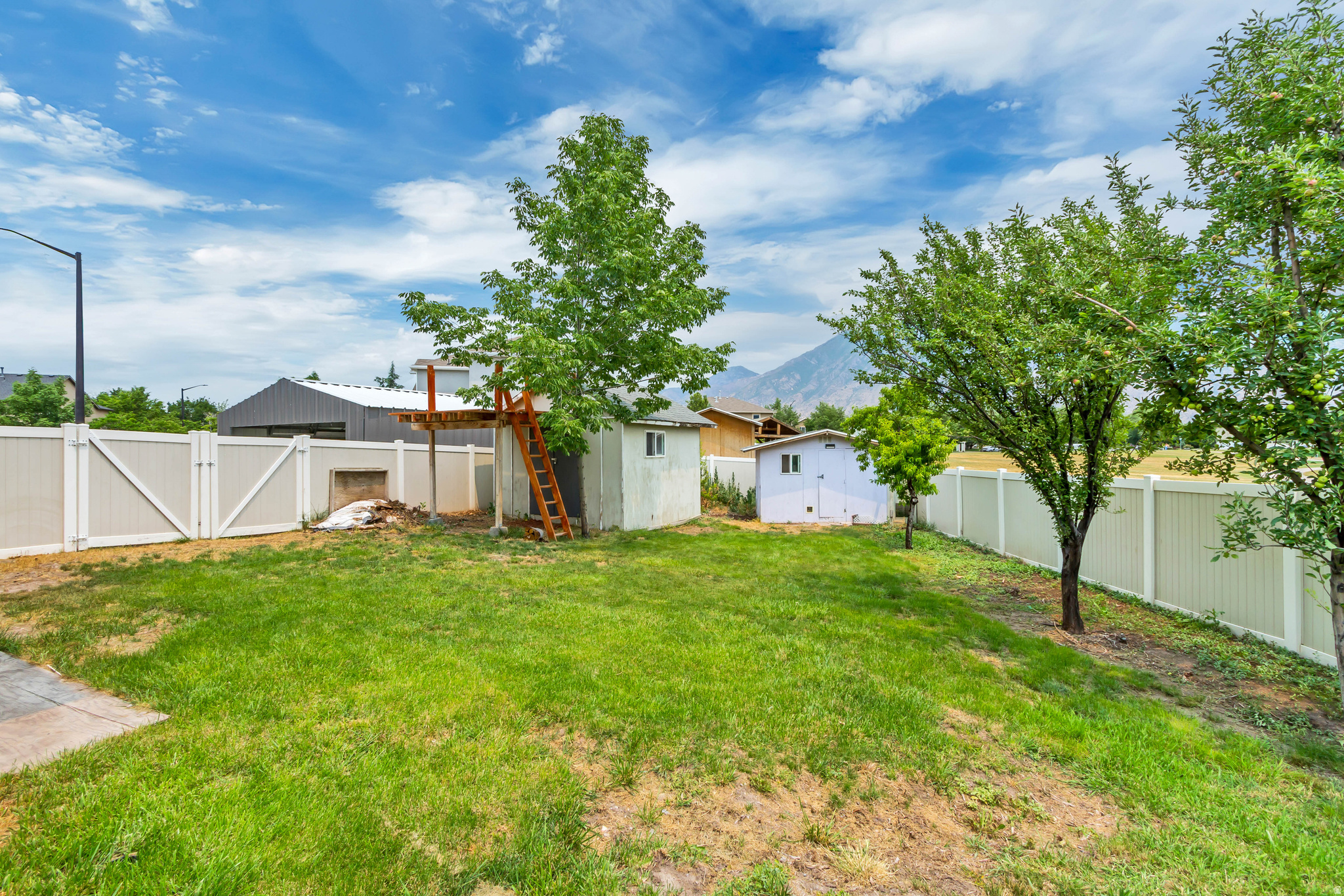 JESSIES BROOK - Residential