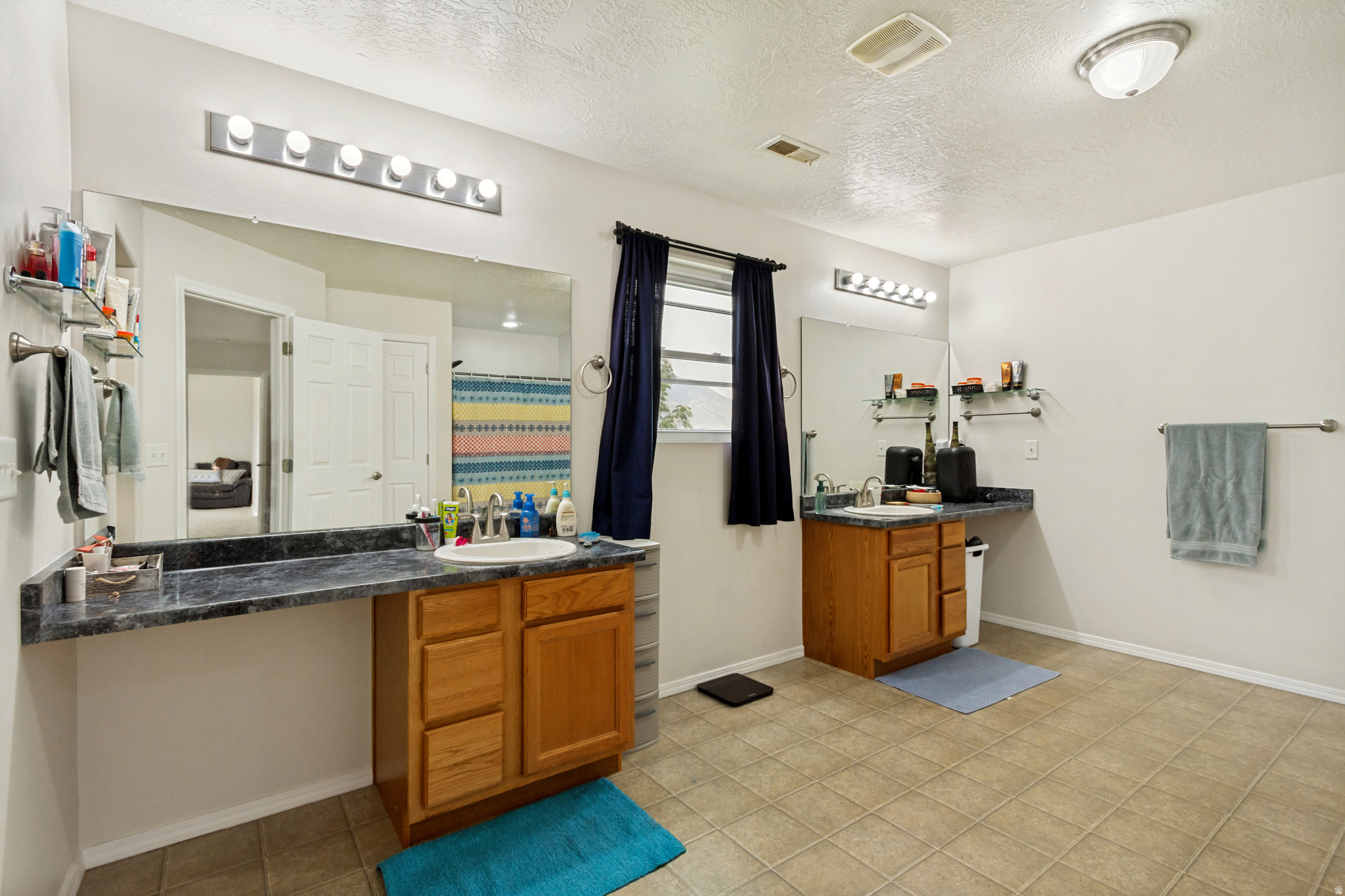 JESSIES BROOK - Residential