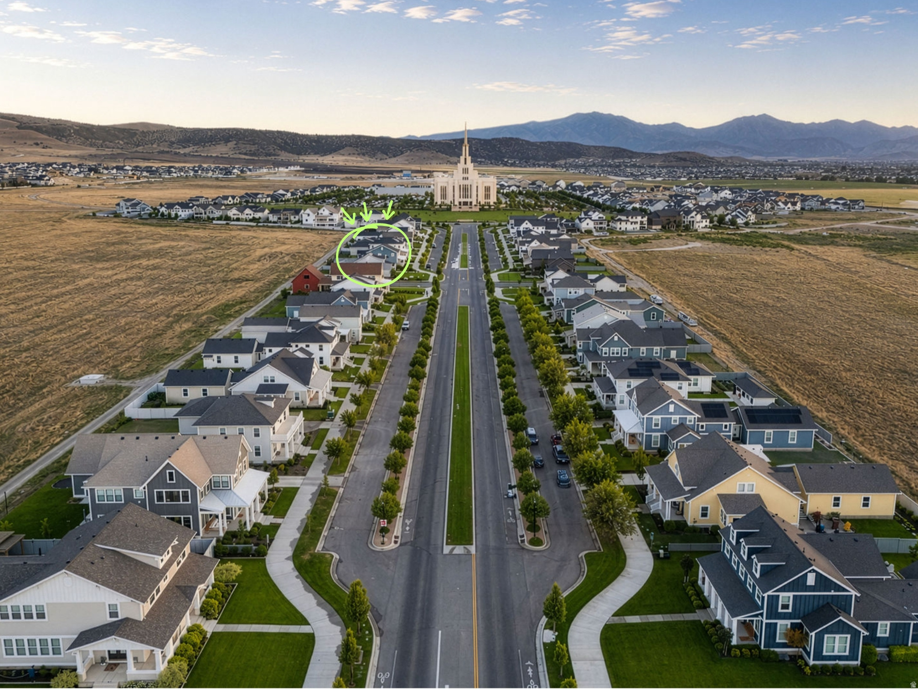 BEACON POINTE - Residential