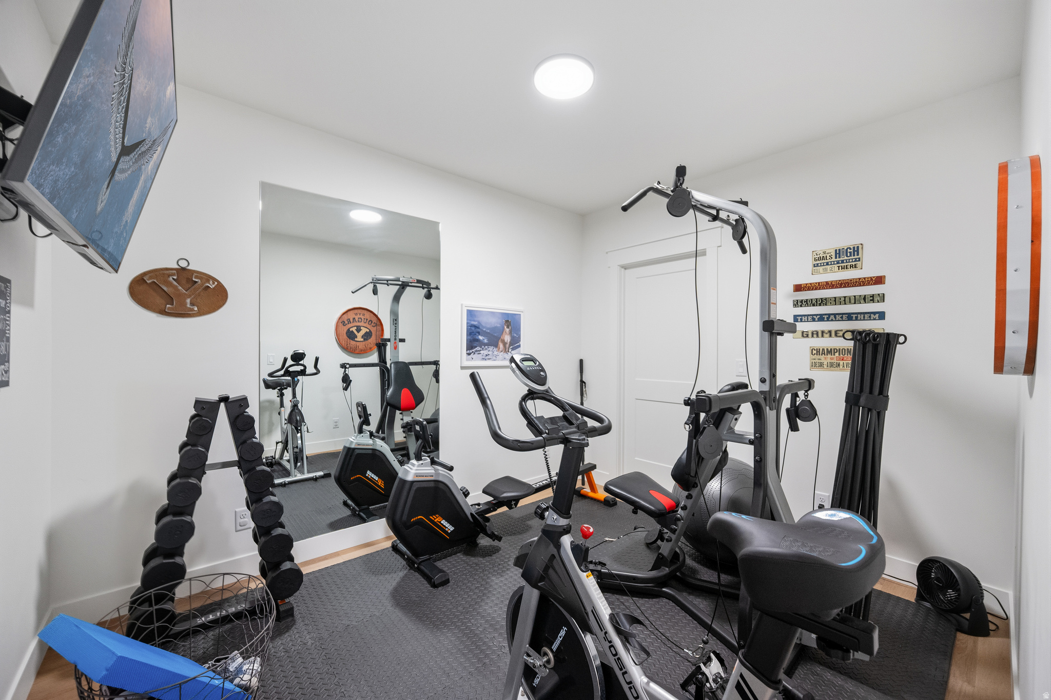 BEACON POINTE - Residential