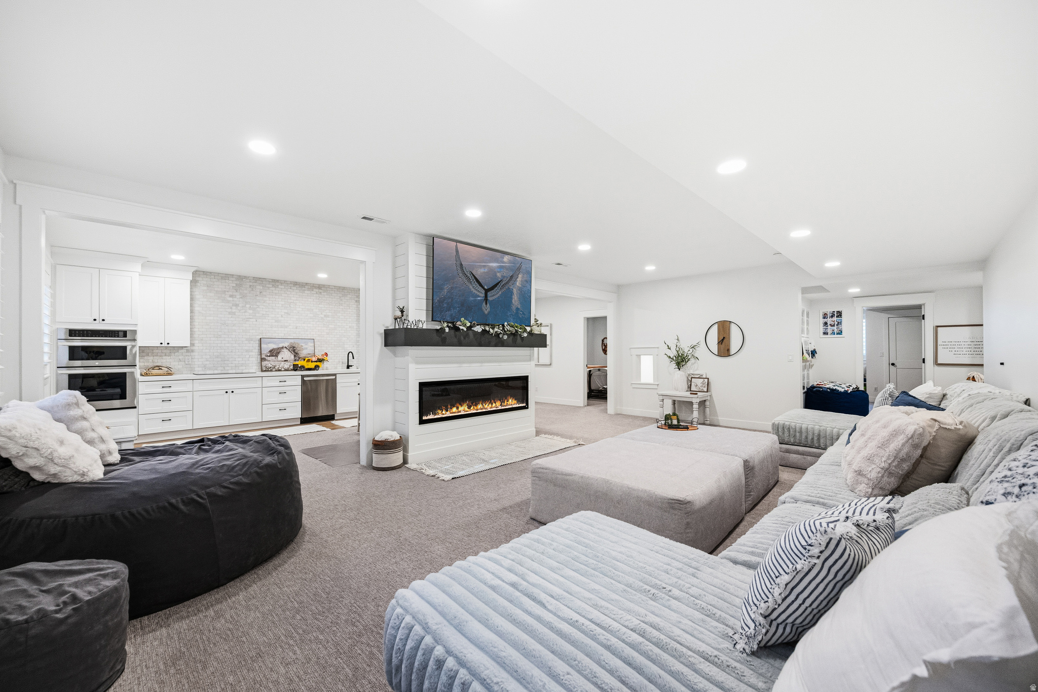 BEACON POINTE - Residential