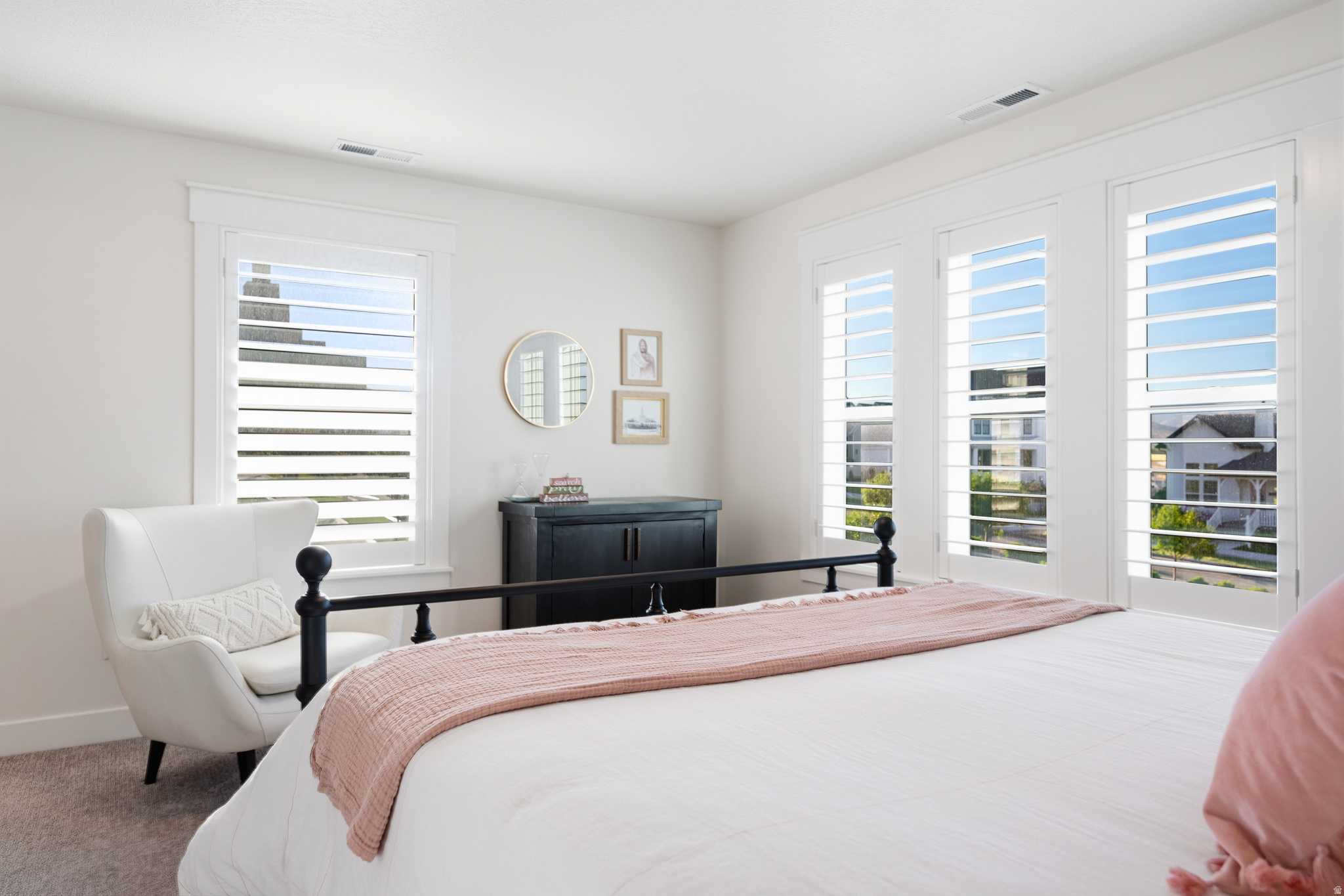 BEACON POINTE - Residential