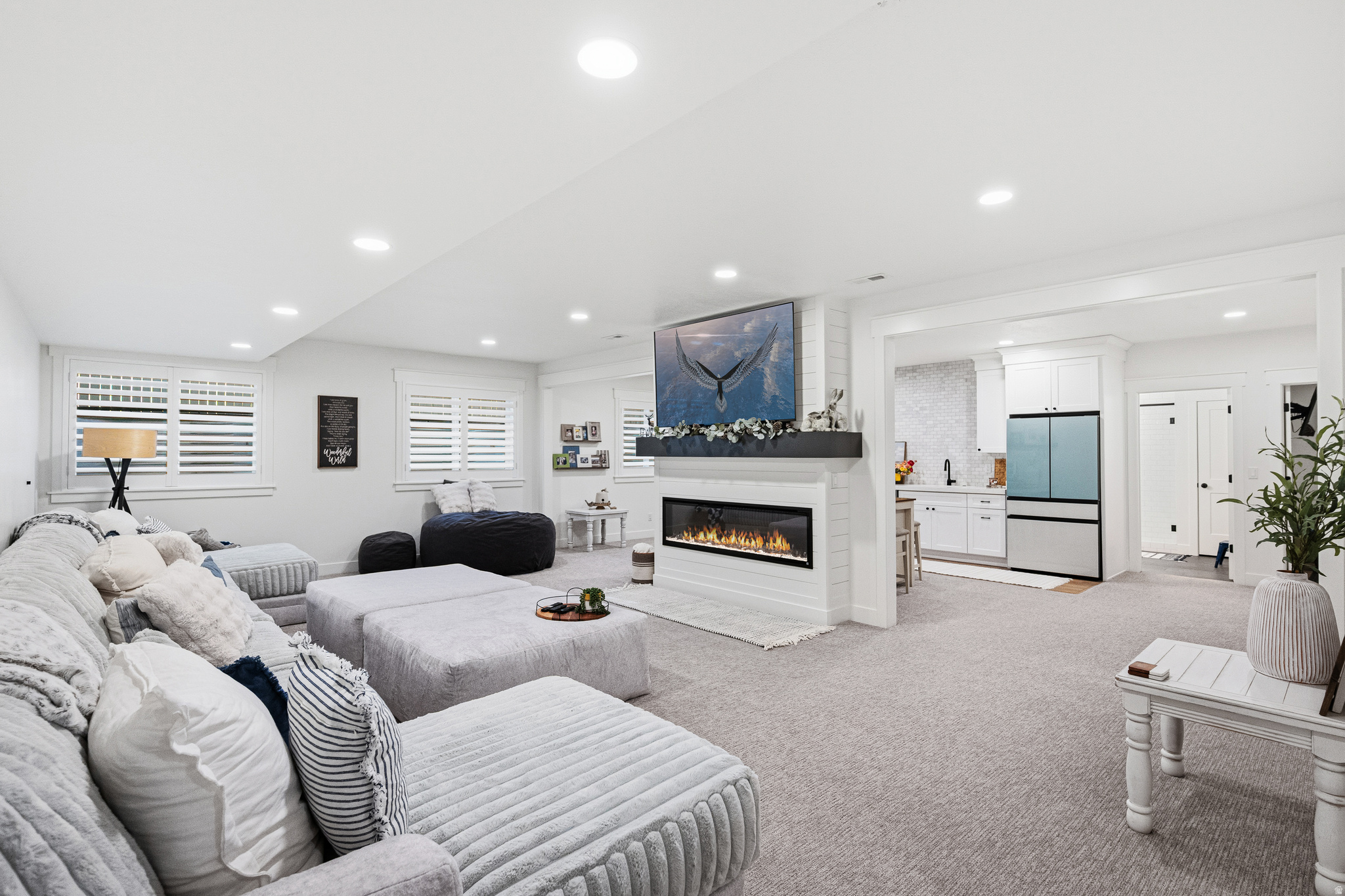 BEACON POINTE - Residential