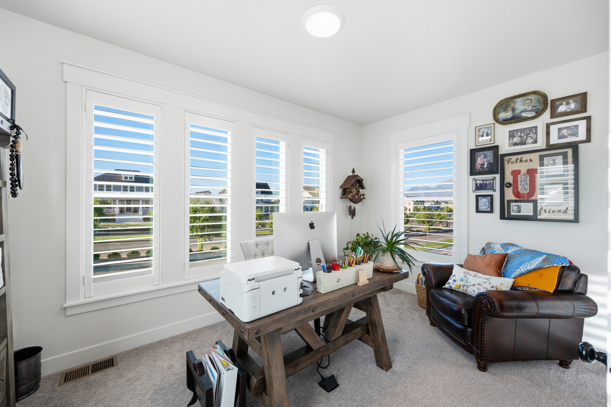 BEACON POINTE - Residential