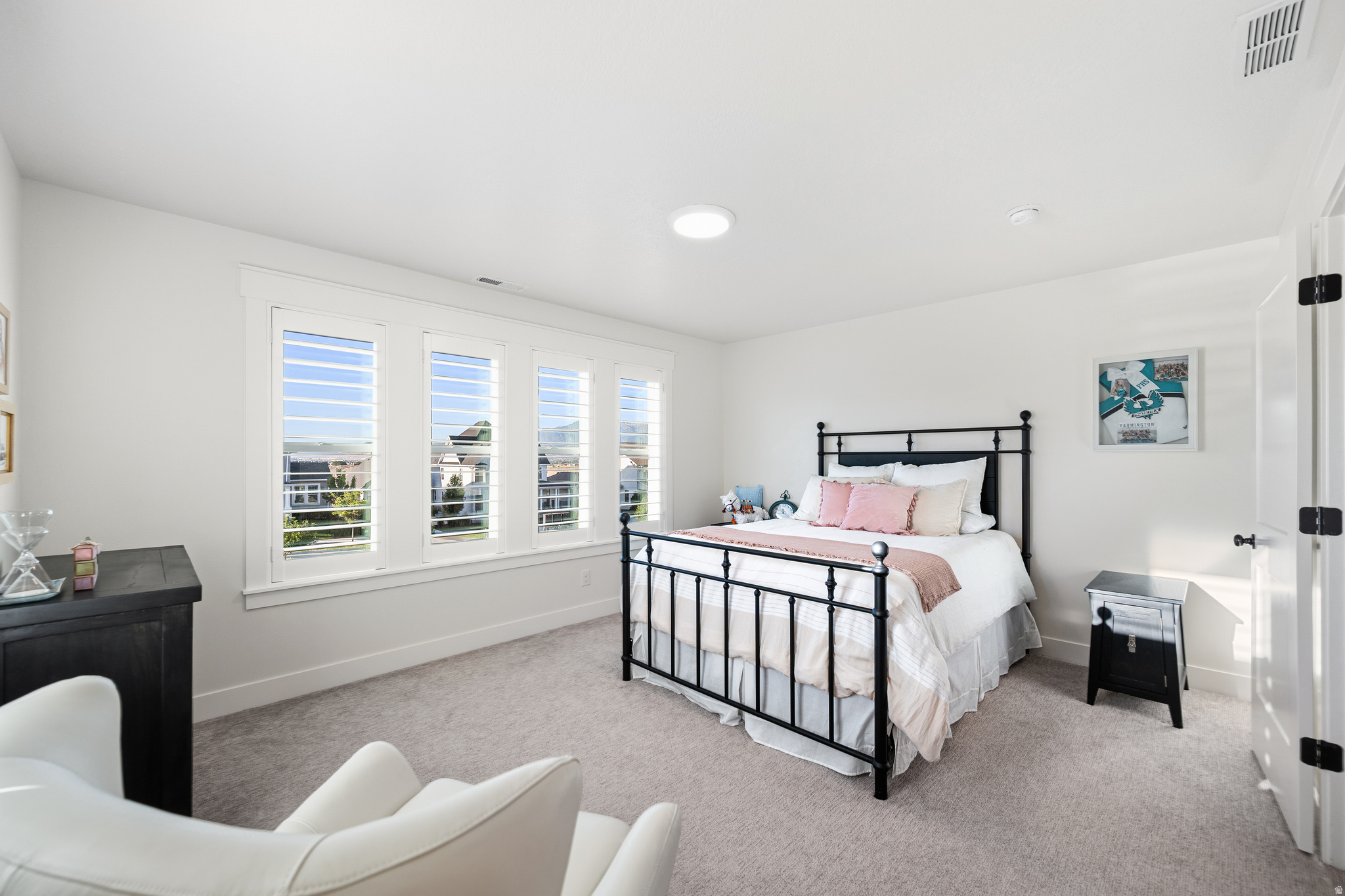 BEACON POINTE - Residential