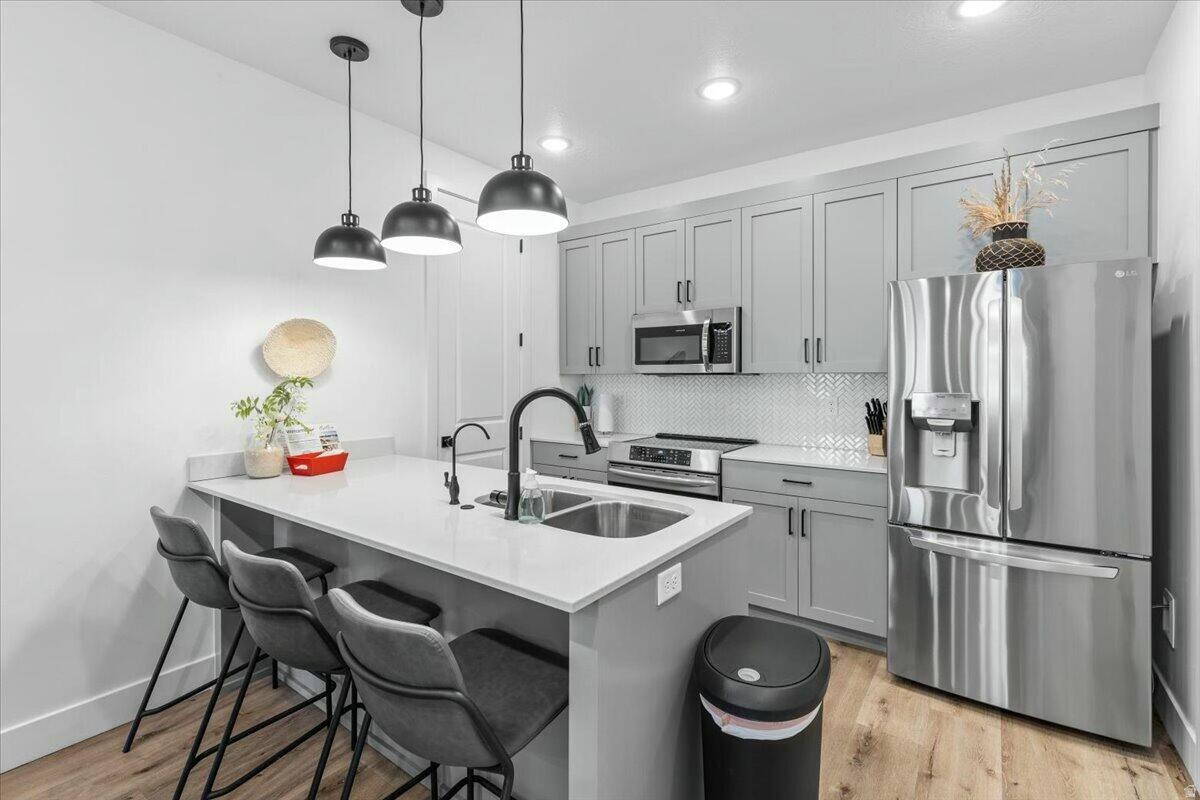 DESERT COLOR SKYLINE CONDOMINIUM PLAT 2 - Residential
