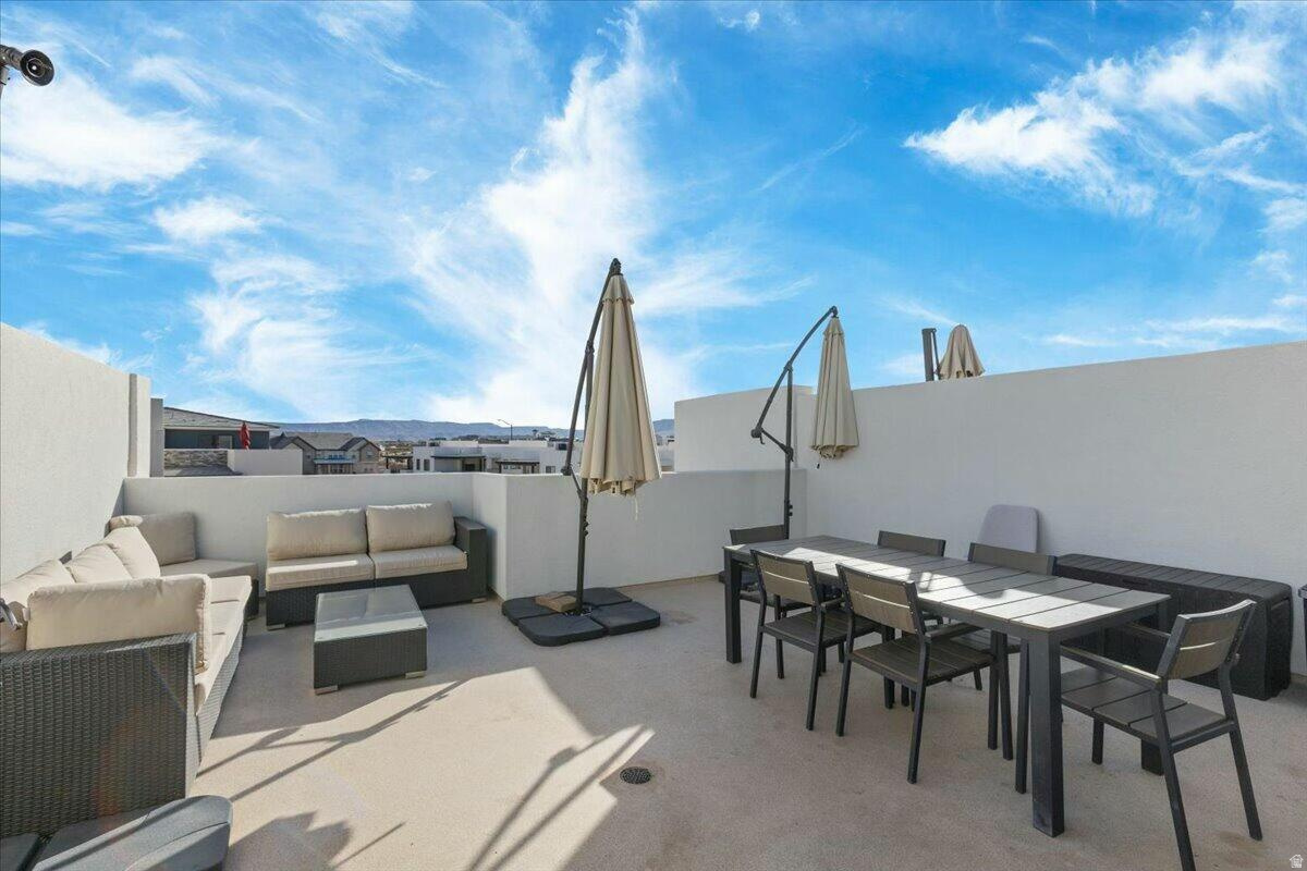 DESERT COLOR SKYLINE CONDOMINIUM PLAT 2 - Residential