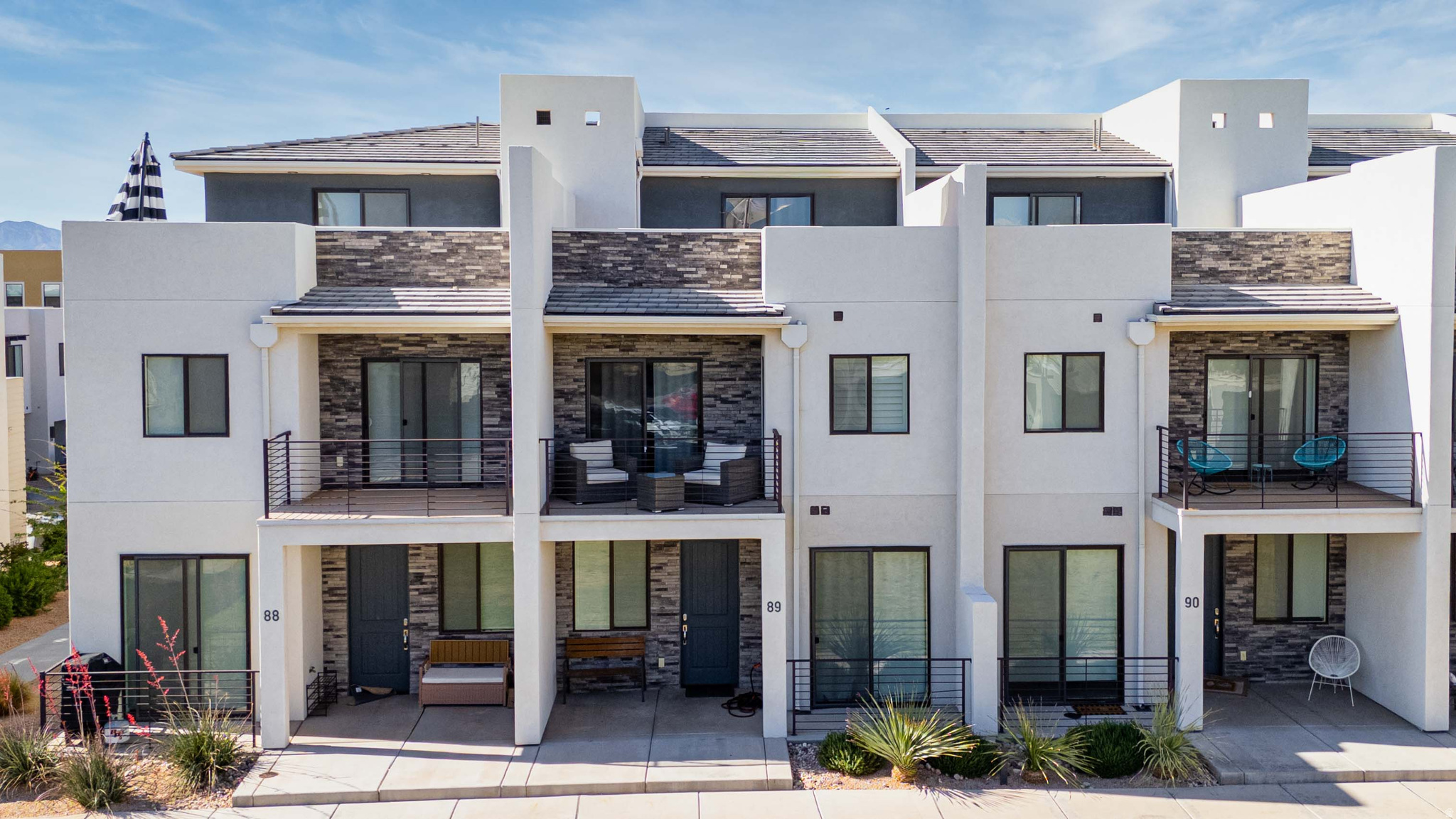 DESERT COLOR SKYLINE CONDOMINIUM PLAT 2 - Residential