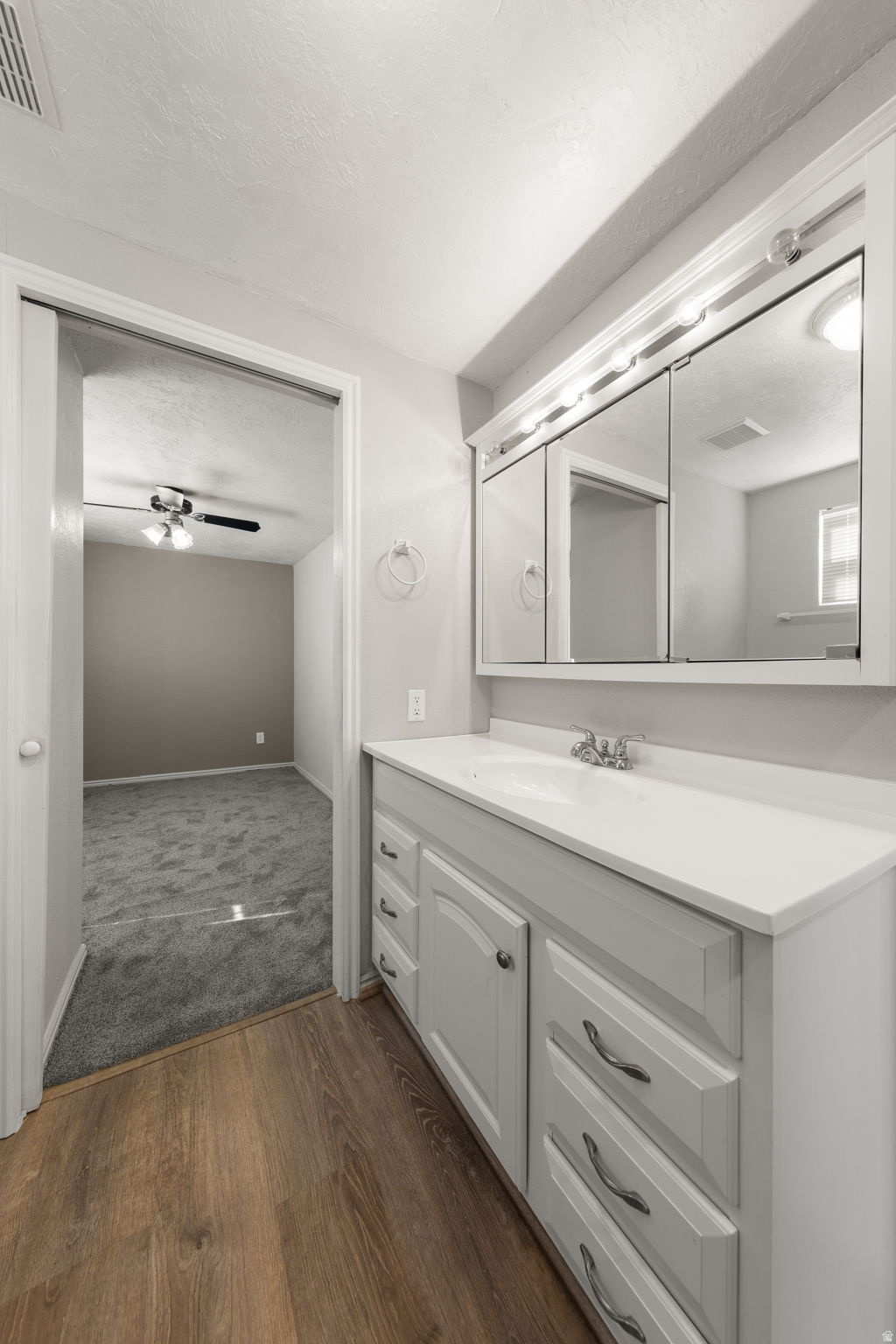 CANYON BREEZE RV - Residential
