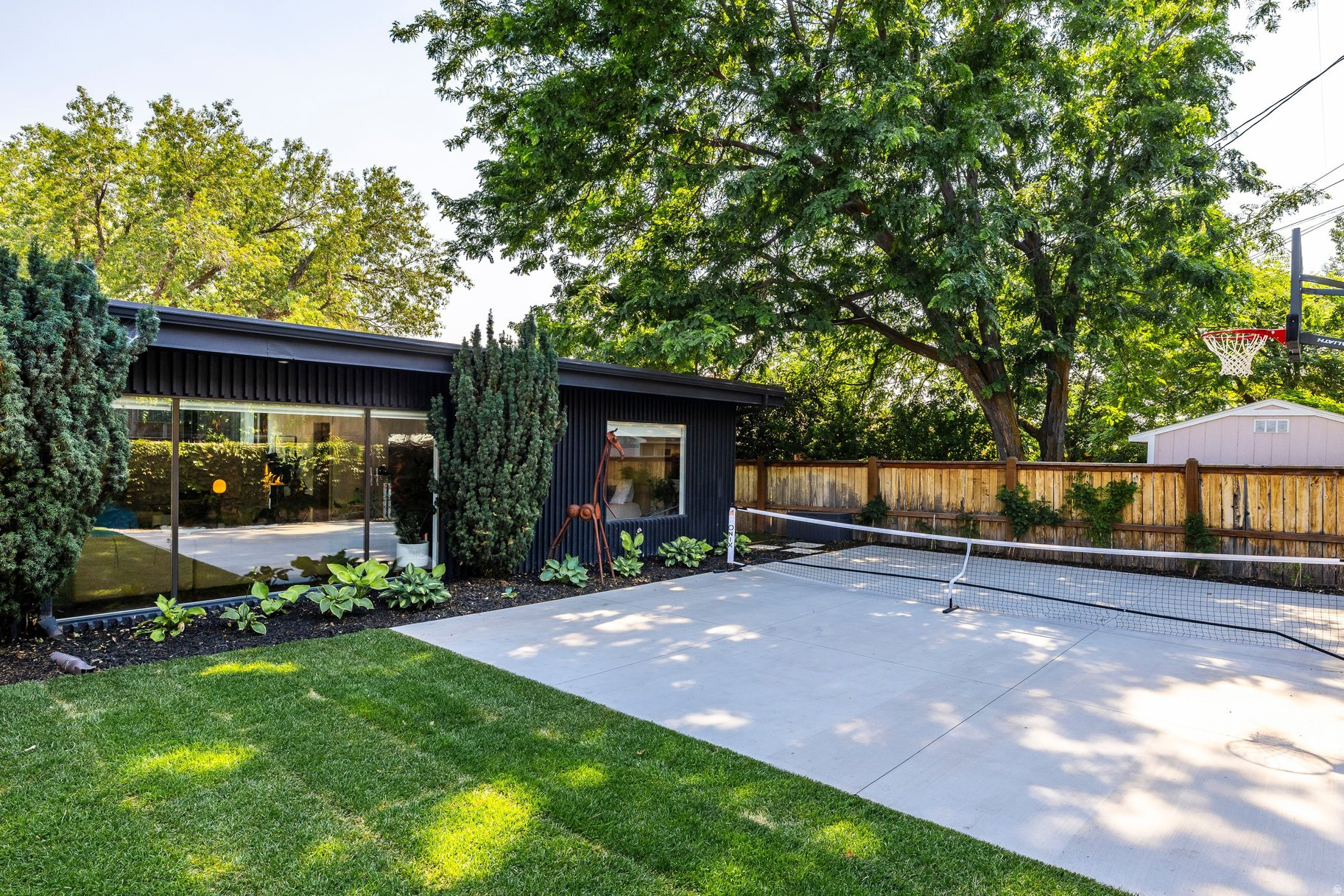 EL RAY PARK - Residential