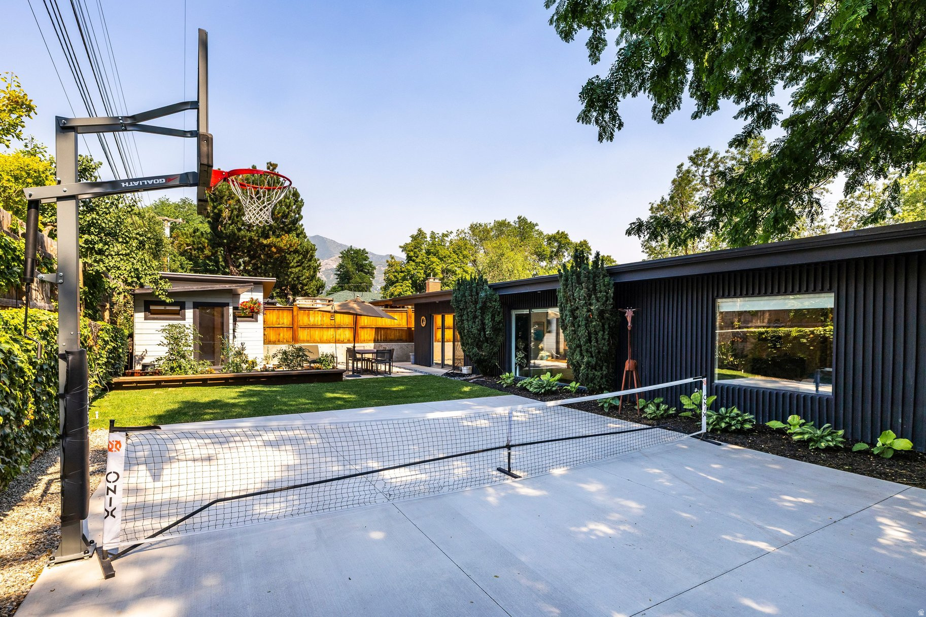 EL RAY PARK - Residential