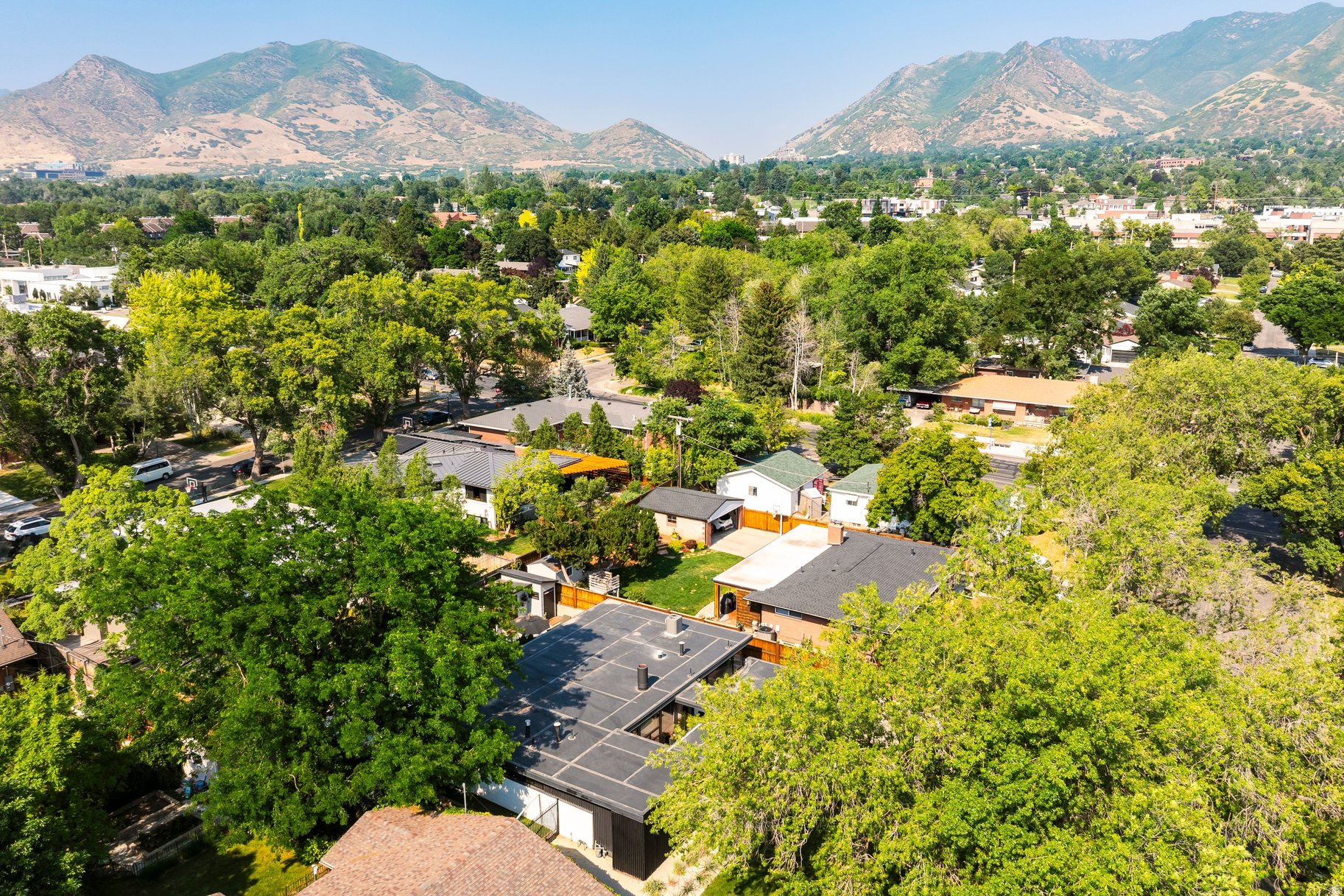 EL RAY PARK - Residential
