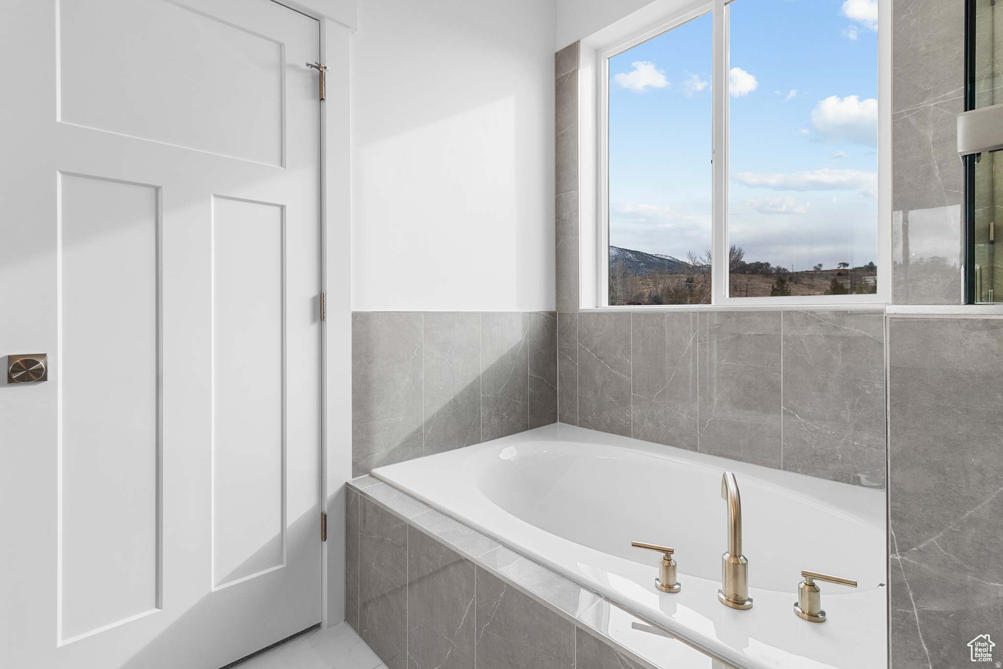 MANTI TEMPLE VIEW ESTATES - Residential