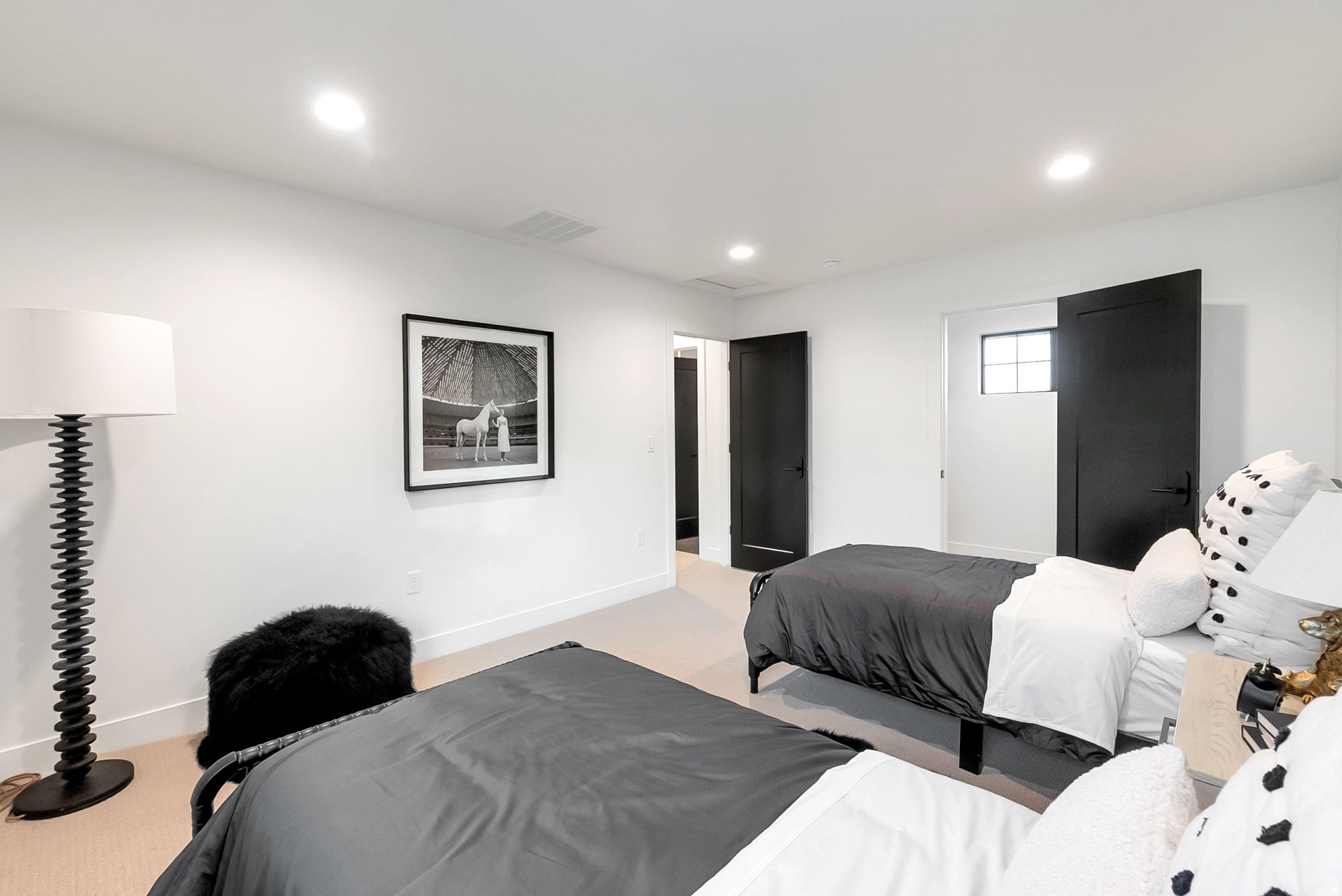GRANDEUR ESTATES - Residential