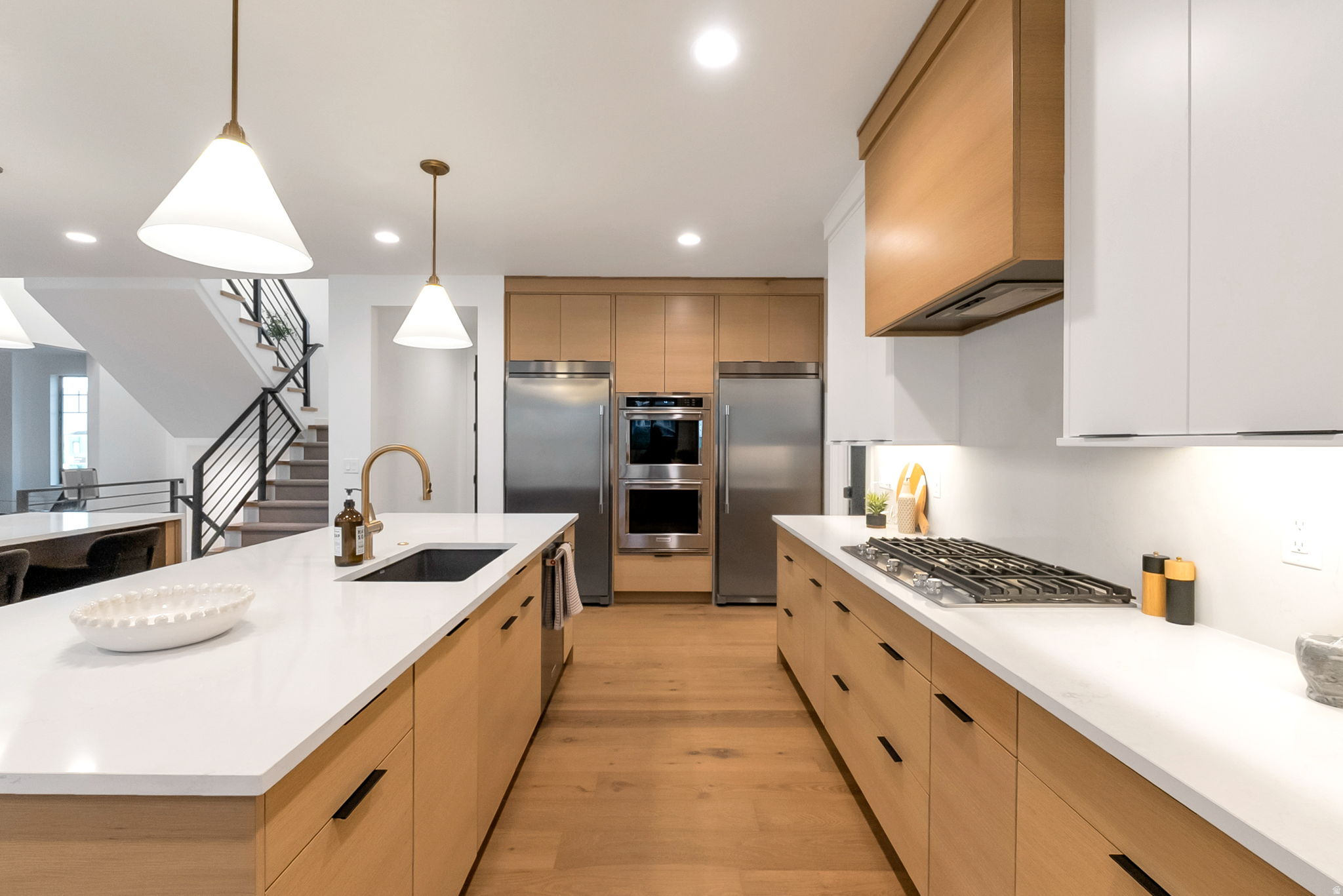 GRANDEUR ESTATES - Residential