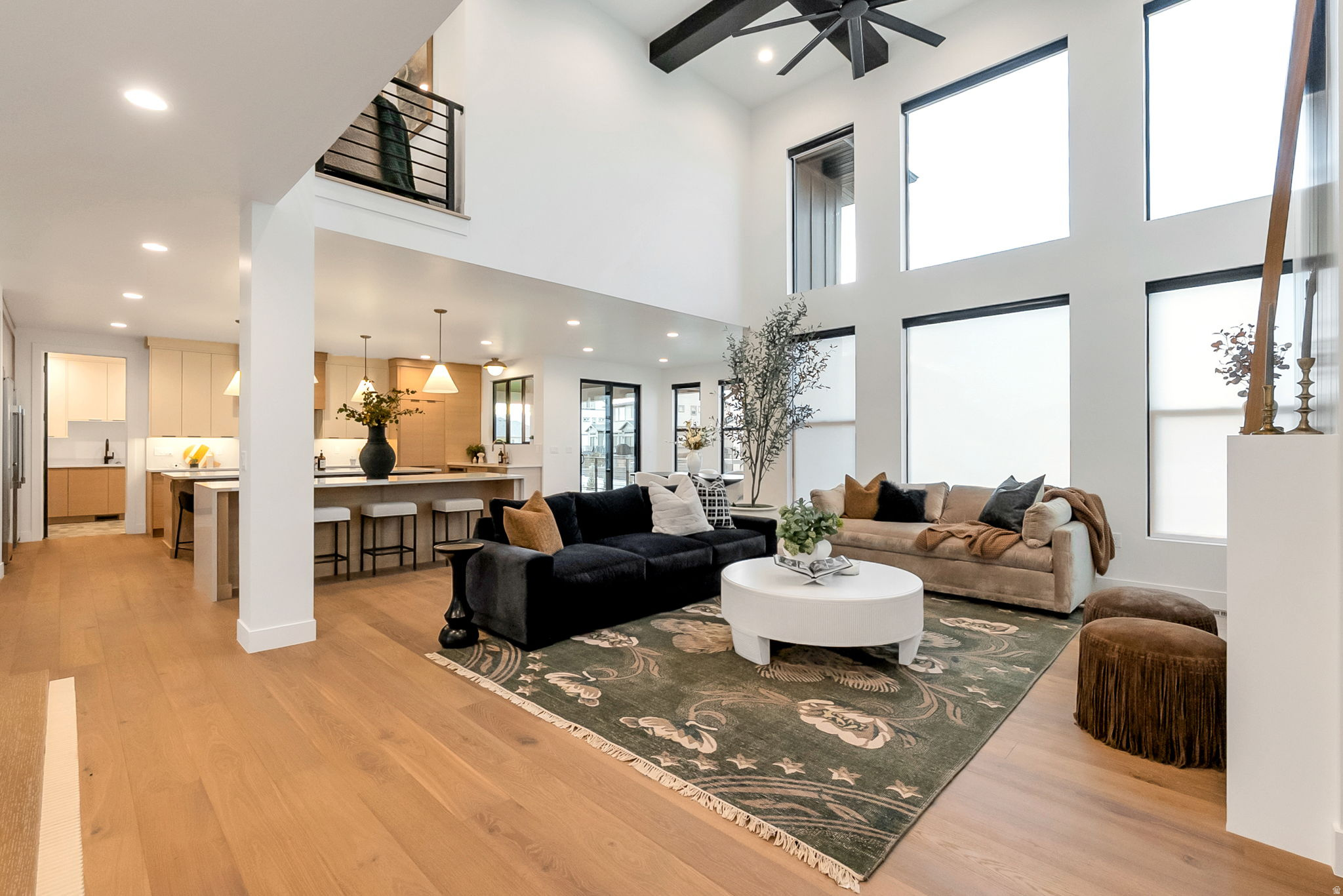 GRANDEUR ESTATES - Residential