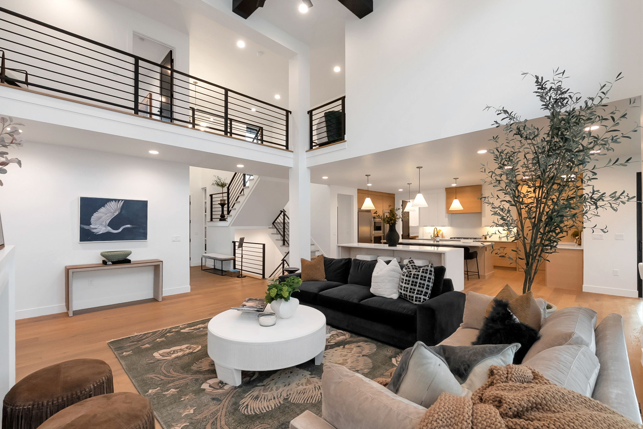 GRANDEUR ESTATES - Residential