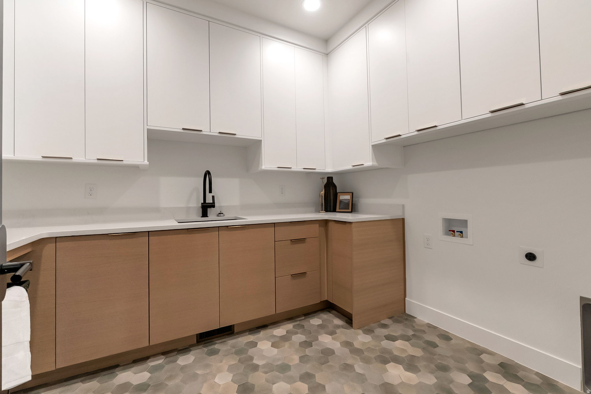 GRANDEUR ESTATES - Residential