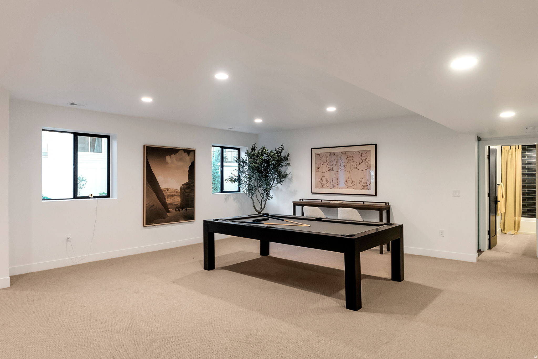 GRANDEUR ESTATES - Residential