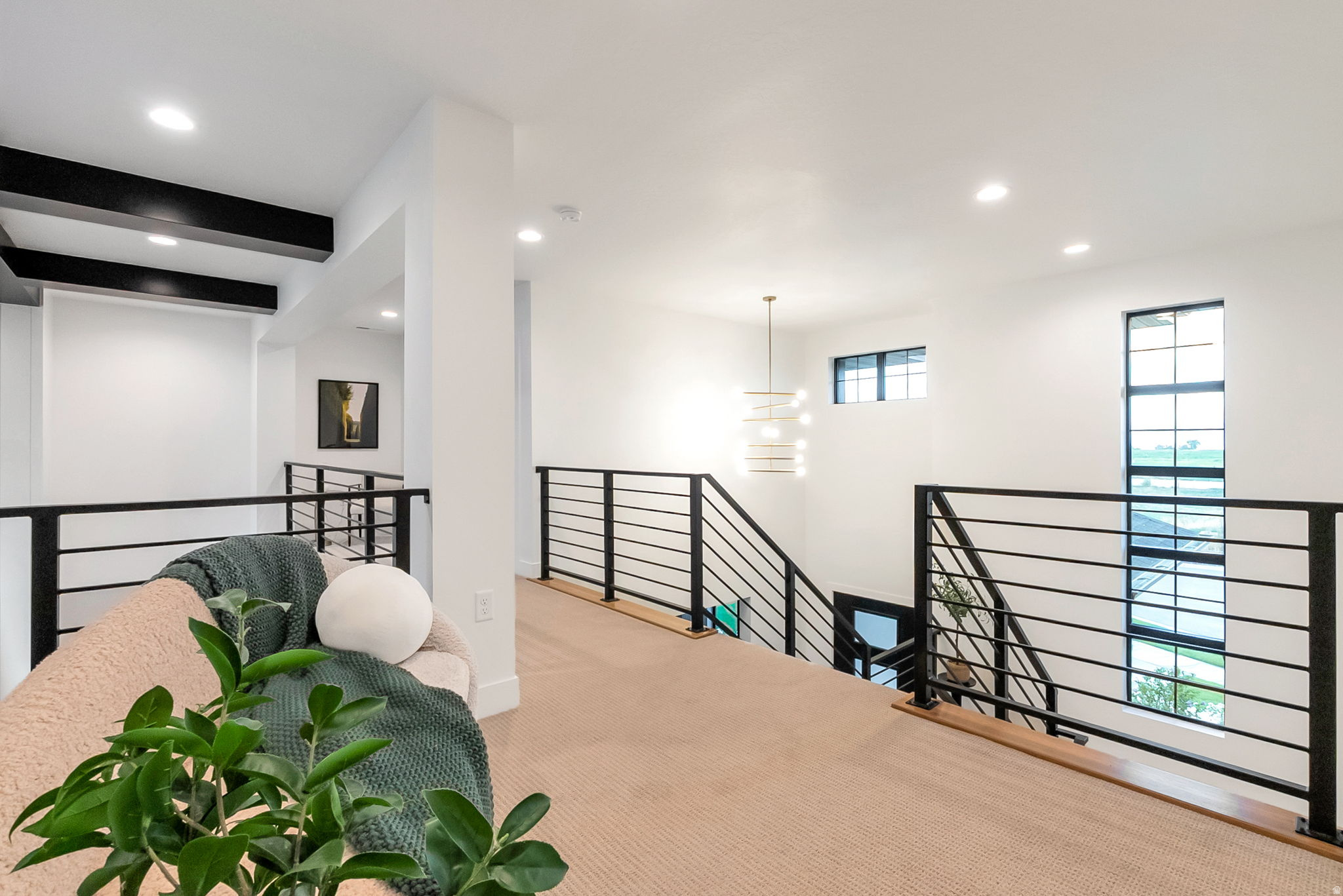 GRANDEUR ESTATES - Residential