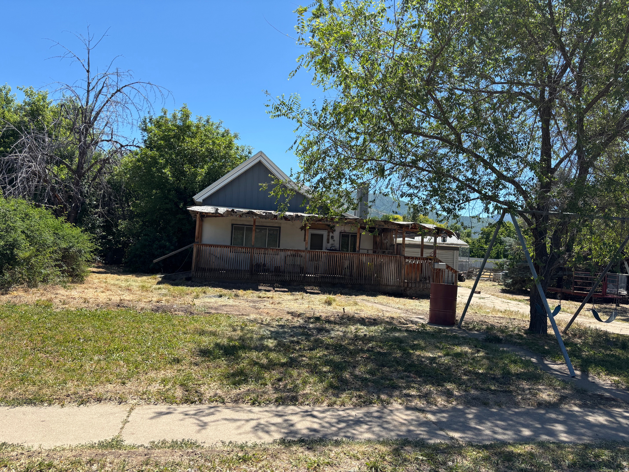 Offers will be reviewed Monday June 22, 2026.  Buyer to verify all information. Do not disturb Seller.