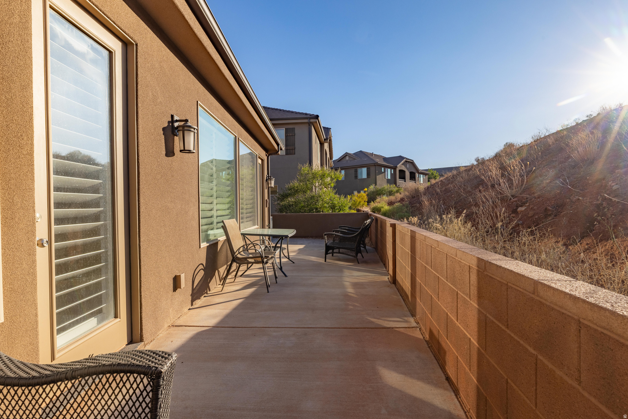 CORAL RIDGE TOWNHOMES PH 3-C - Residential