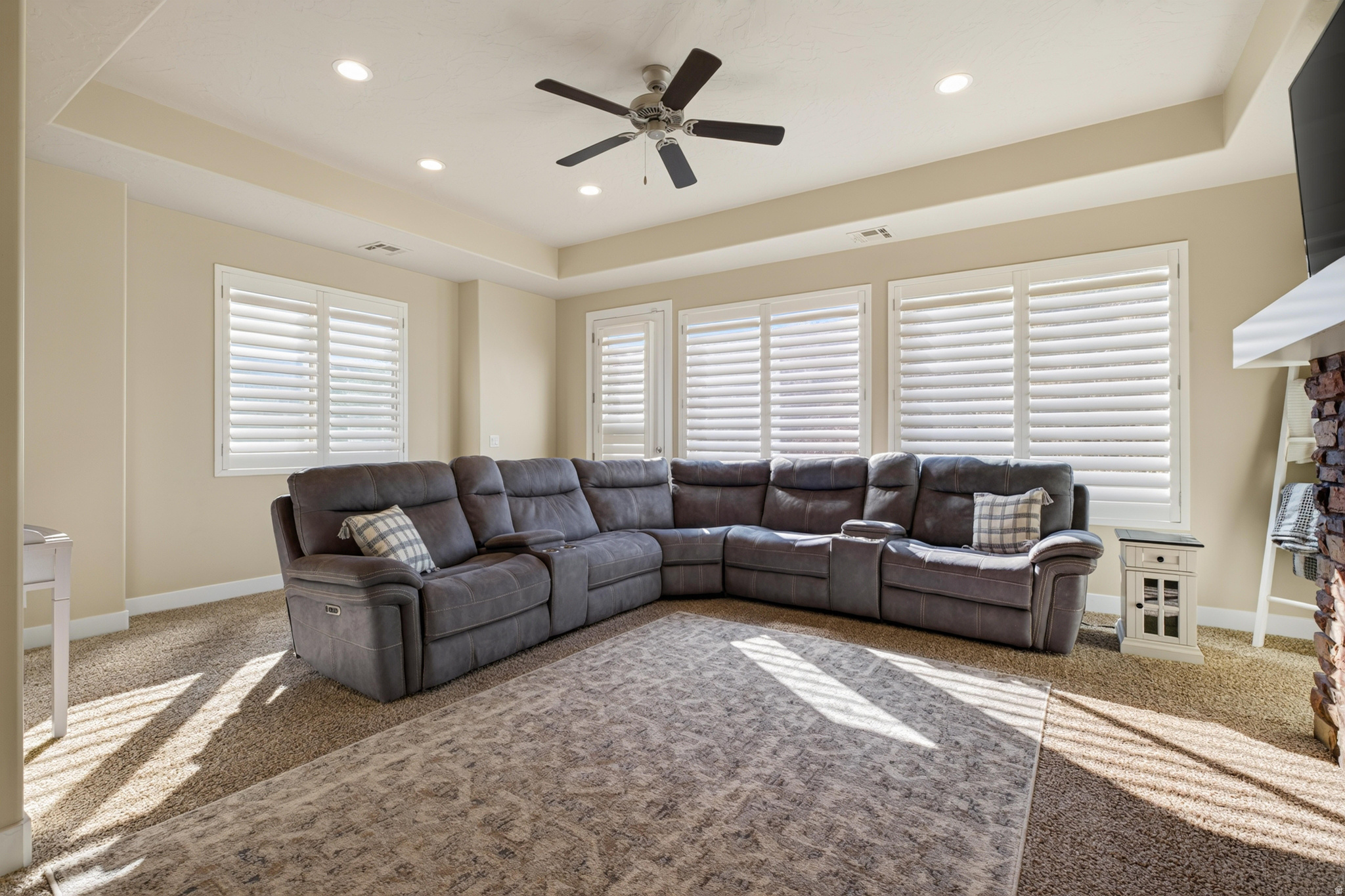 CORAL RIDGE TOWNHOMES PH 3-C - Residential