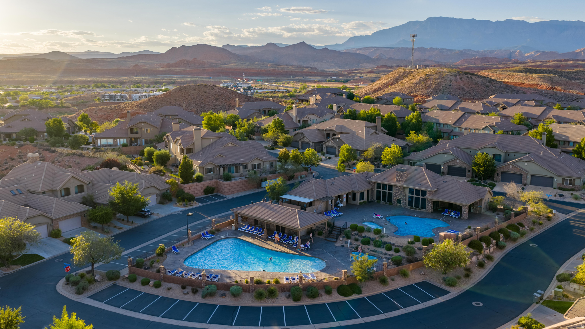 CORAL RIDGE TOWNHOMES PH 3-C - Residential