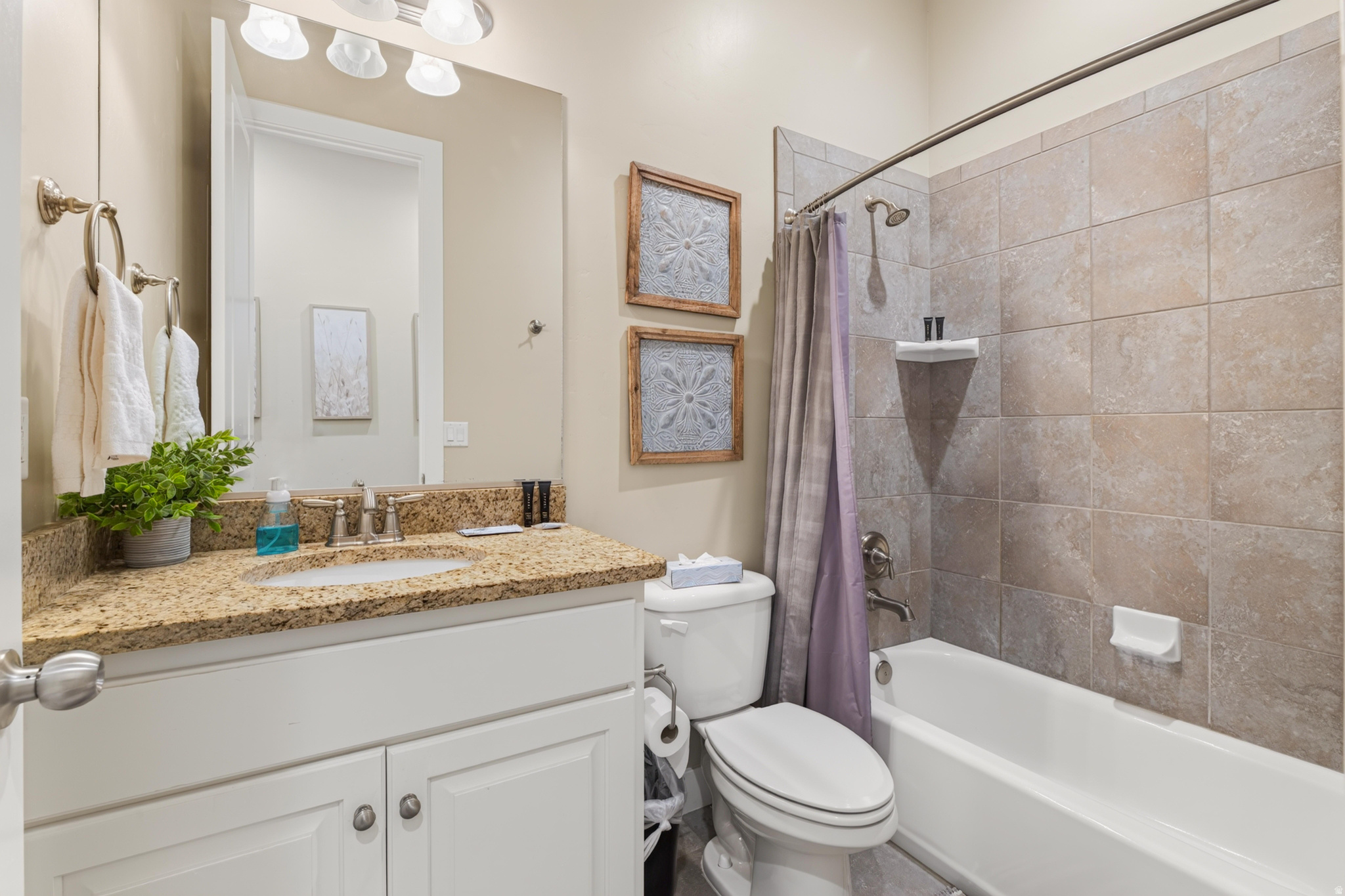 CORAL RIDGE TOWNHOMES PH 3-C - Residential