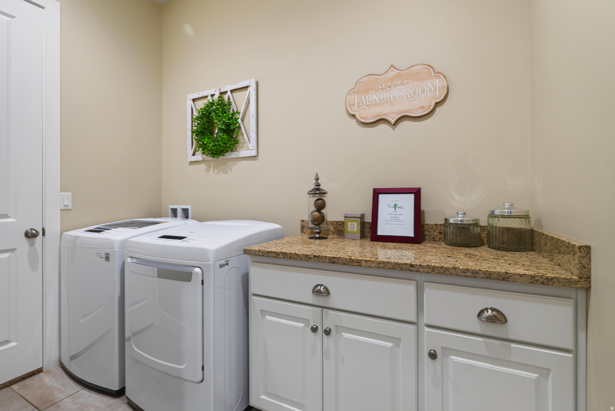 CORAL RIDGE TOWNHOMES PH 3-C - Residential