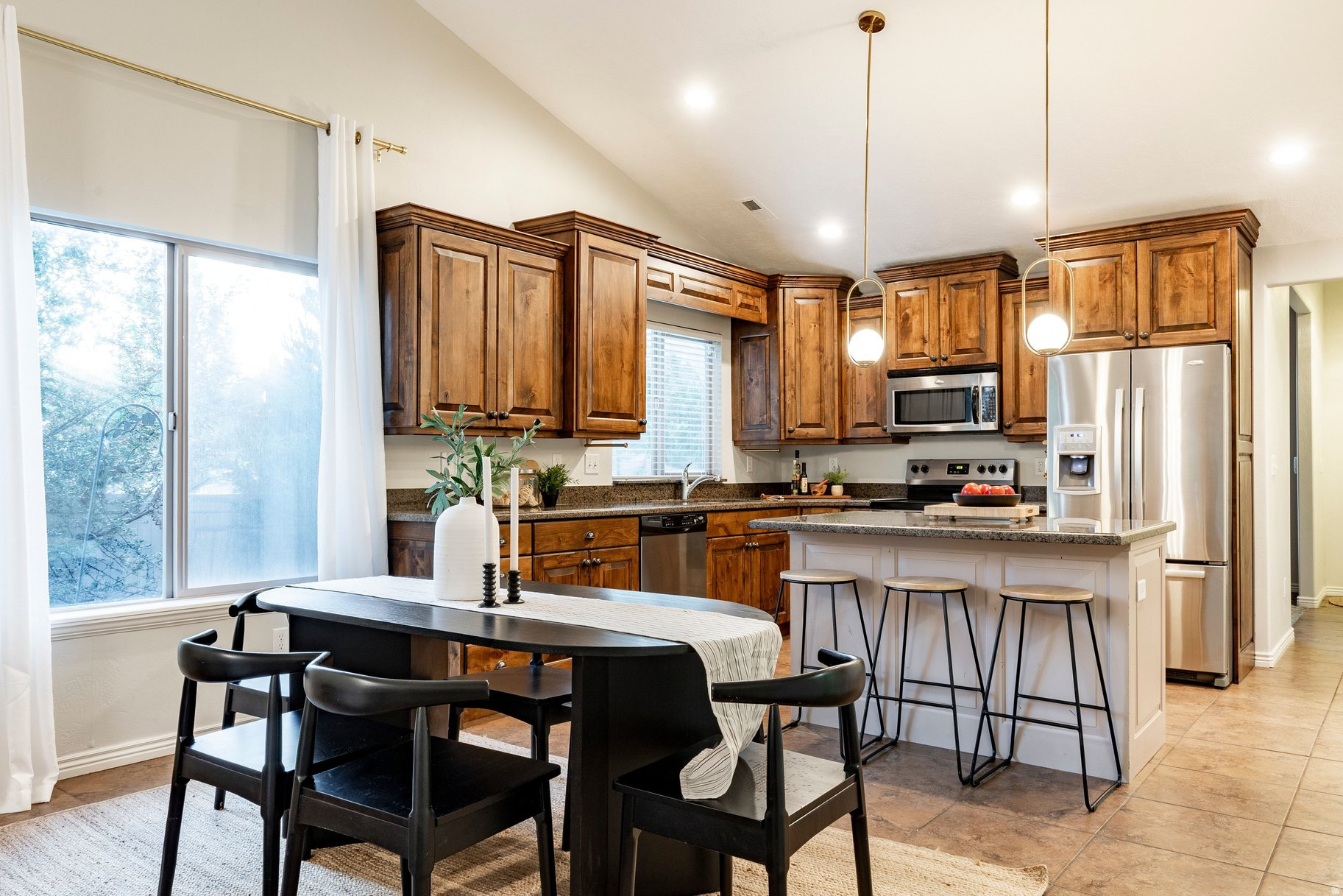 VILLAS AT RIVER OAKS - Residential