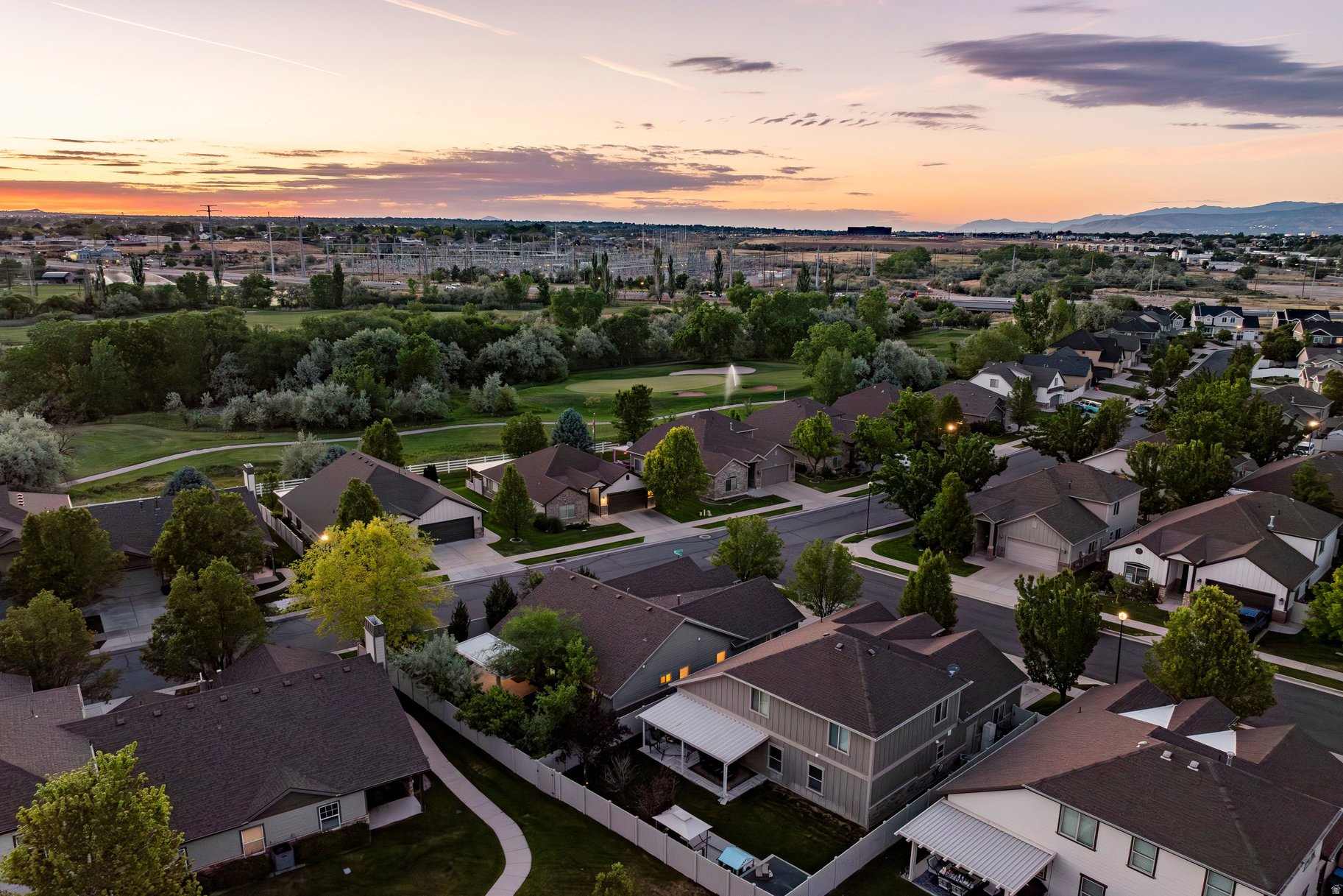 VILLAS AT RIVER OAKS - Residential