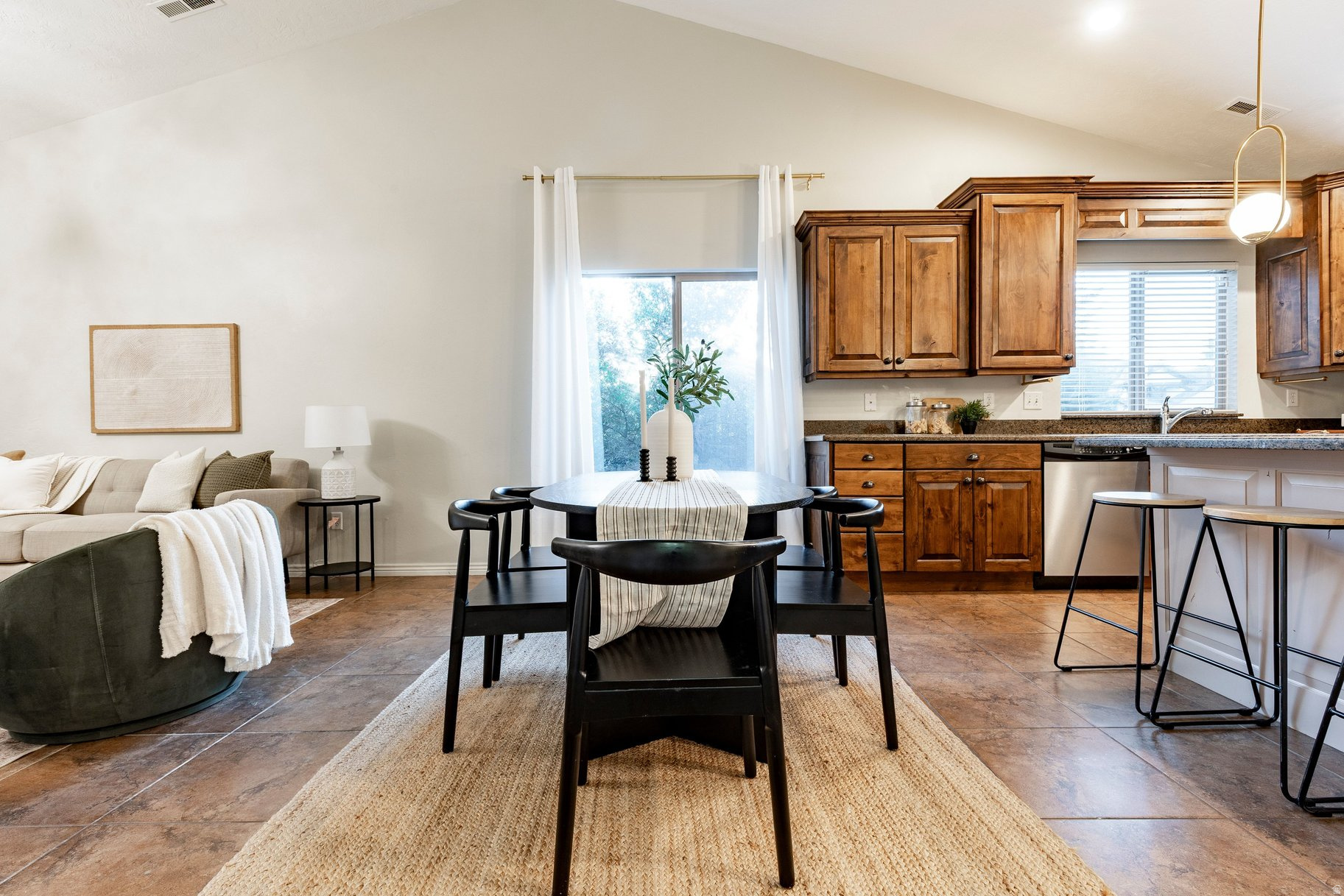 VILLAS AT RIVER OAKS - Residential