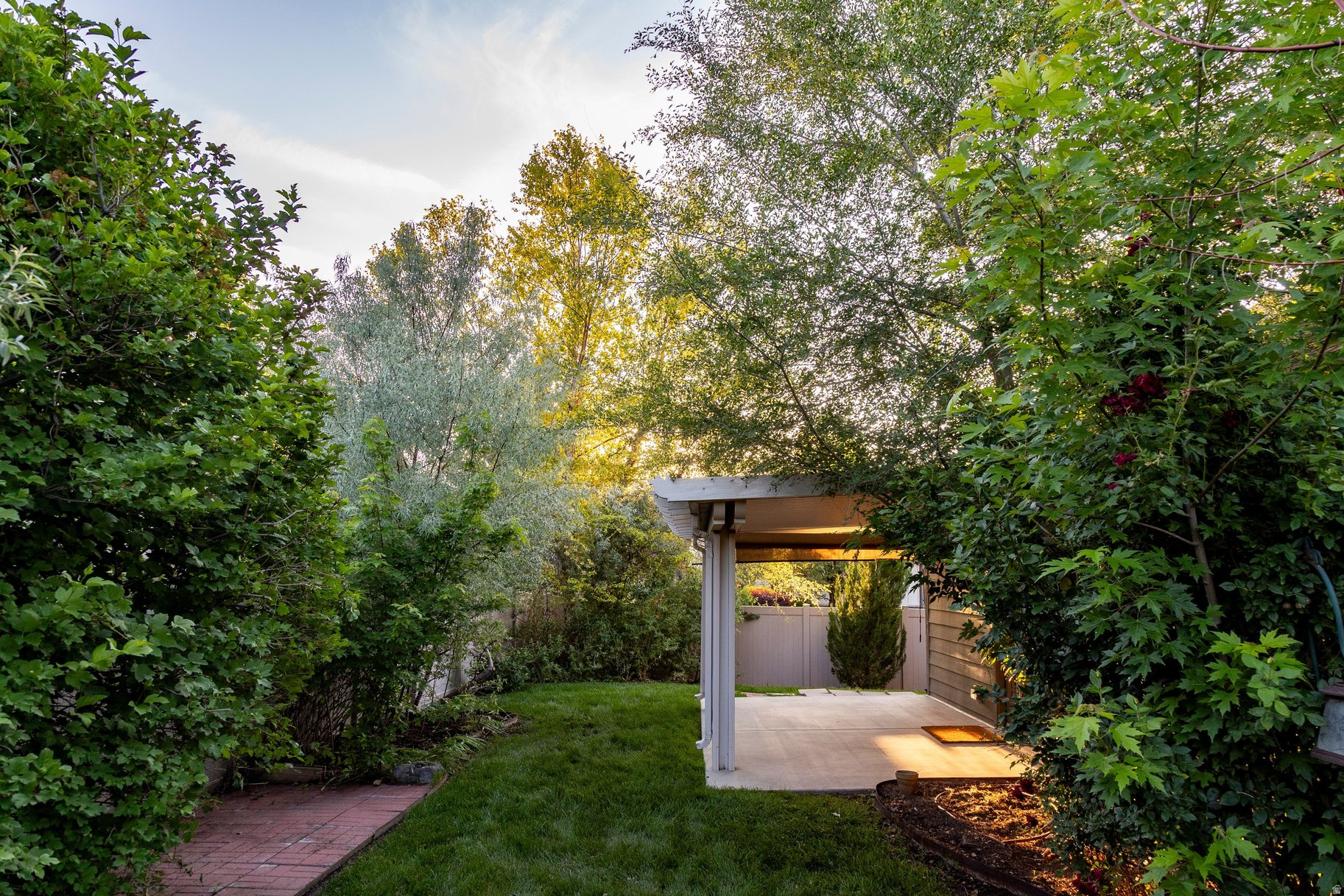 VILLAS AT RIVER OAKS - Residential